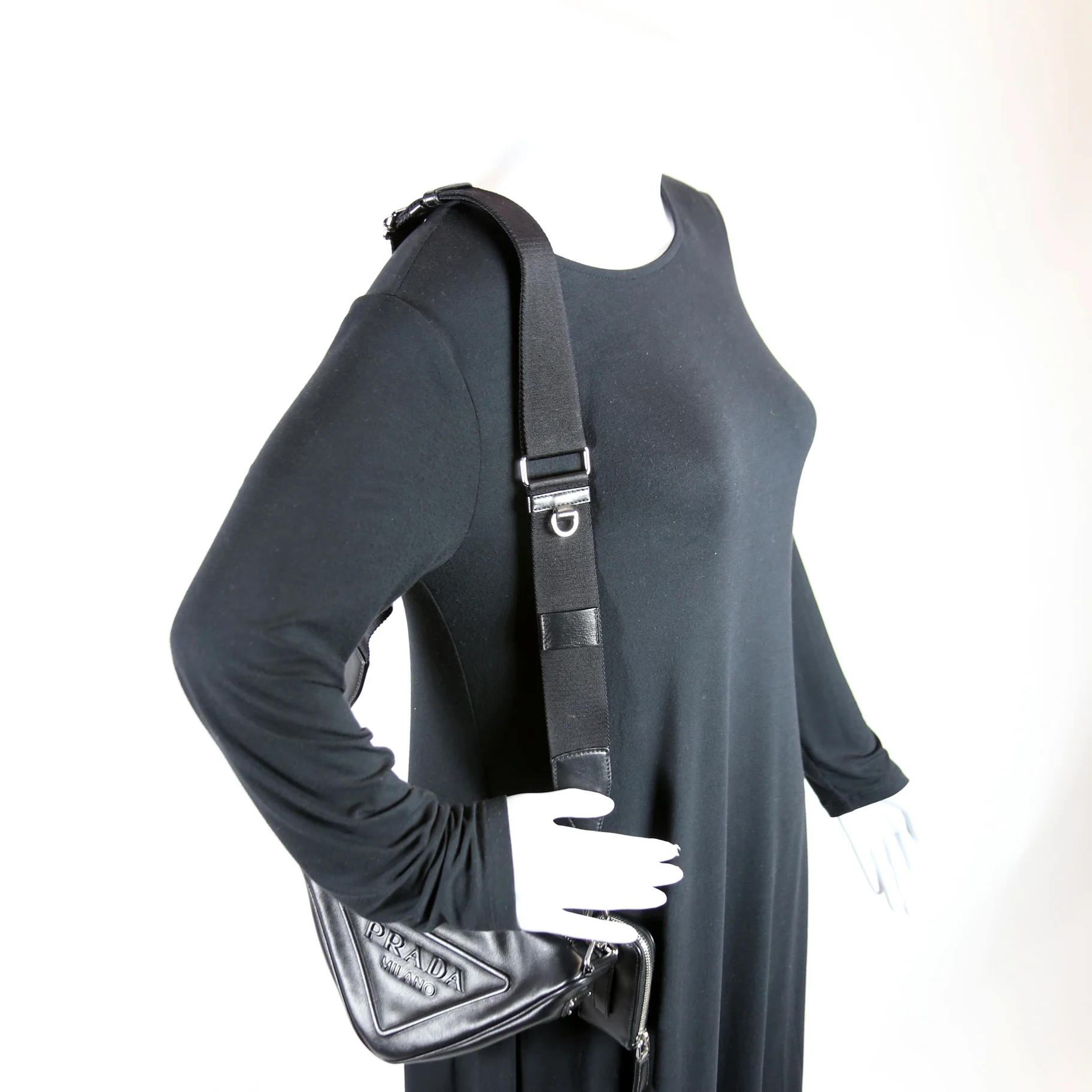 Triangle Logo Leather Shoulder Bag Black - Image 10