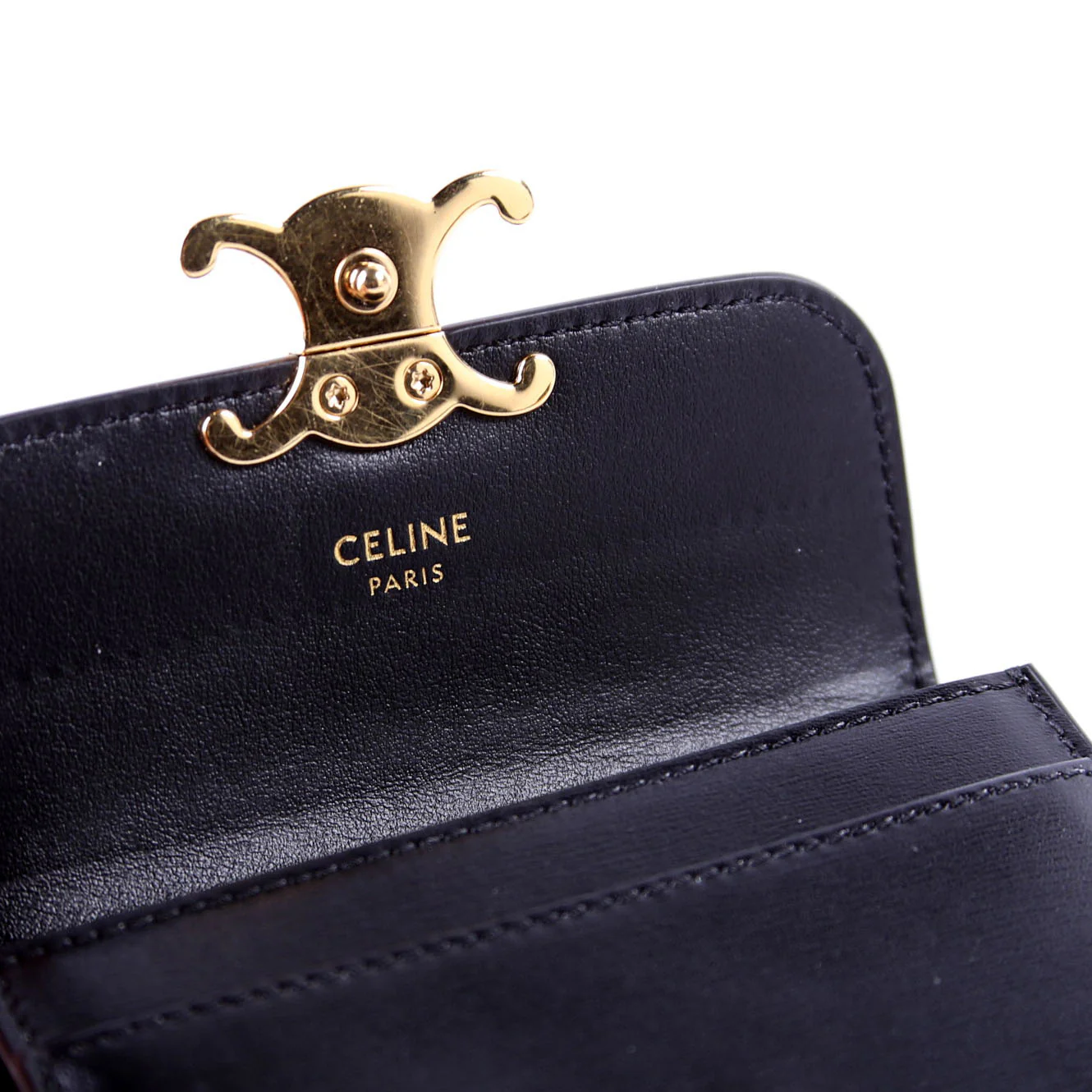 Triomphe Calf Flap Card Holder Black - Image 12