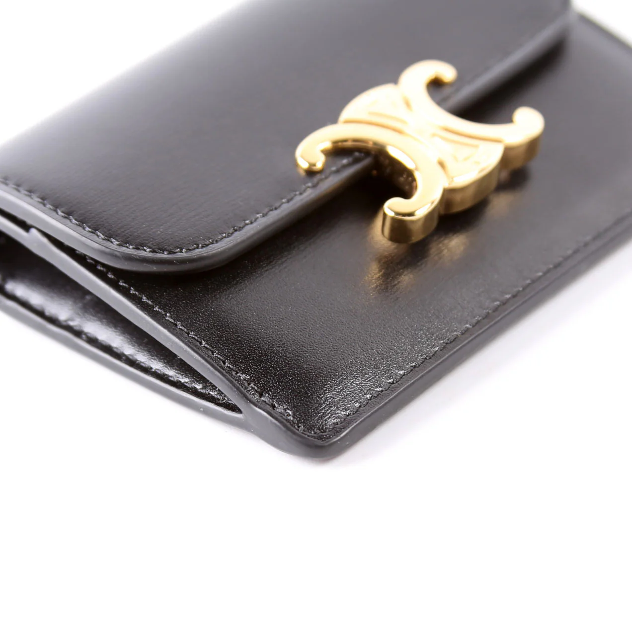 Triomphe Calf Flap Card Holder Black - Image 6