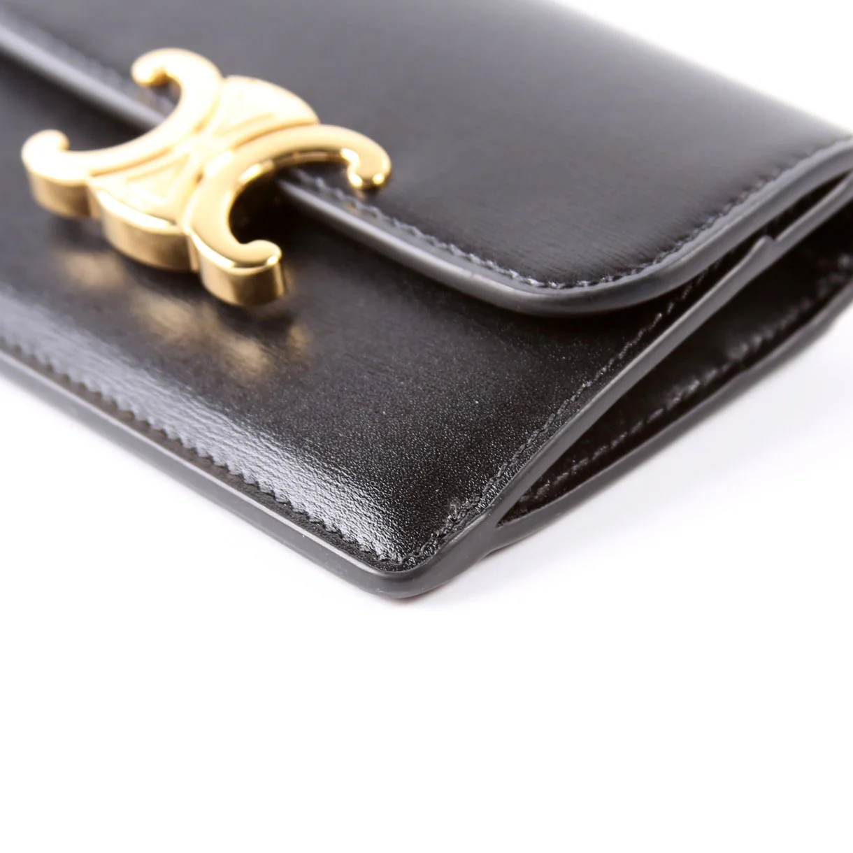 Triomphe Calf Flap Card Holder Black - Image 7