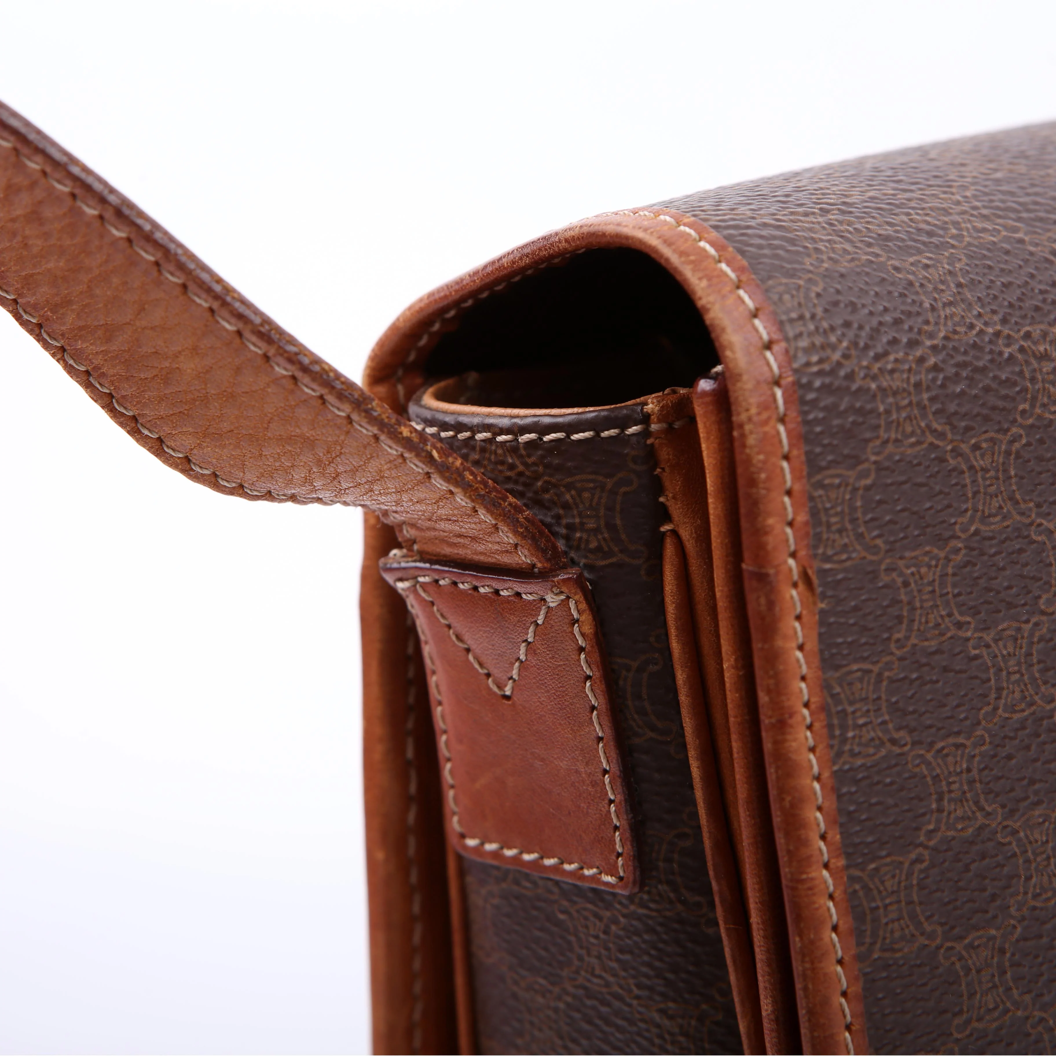 Triomphe Crossbody Vintage Brown - Image 9