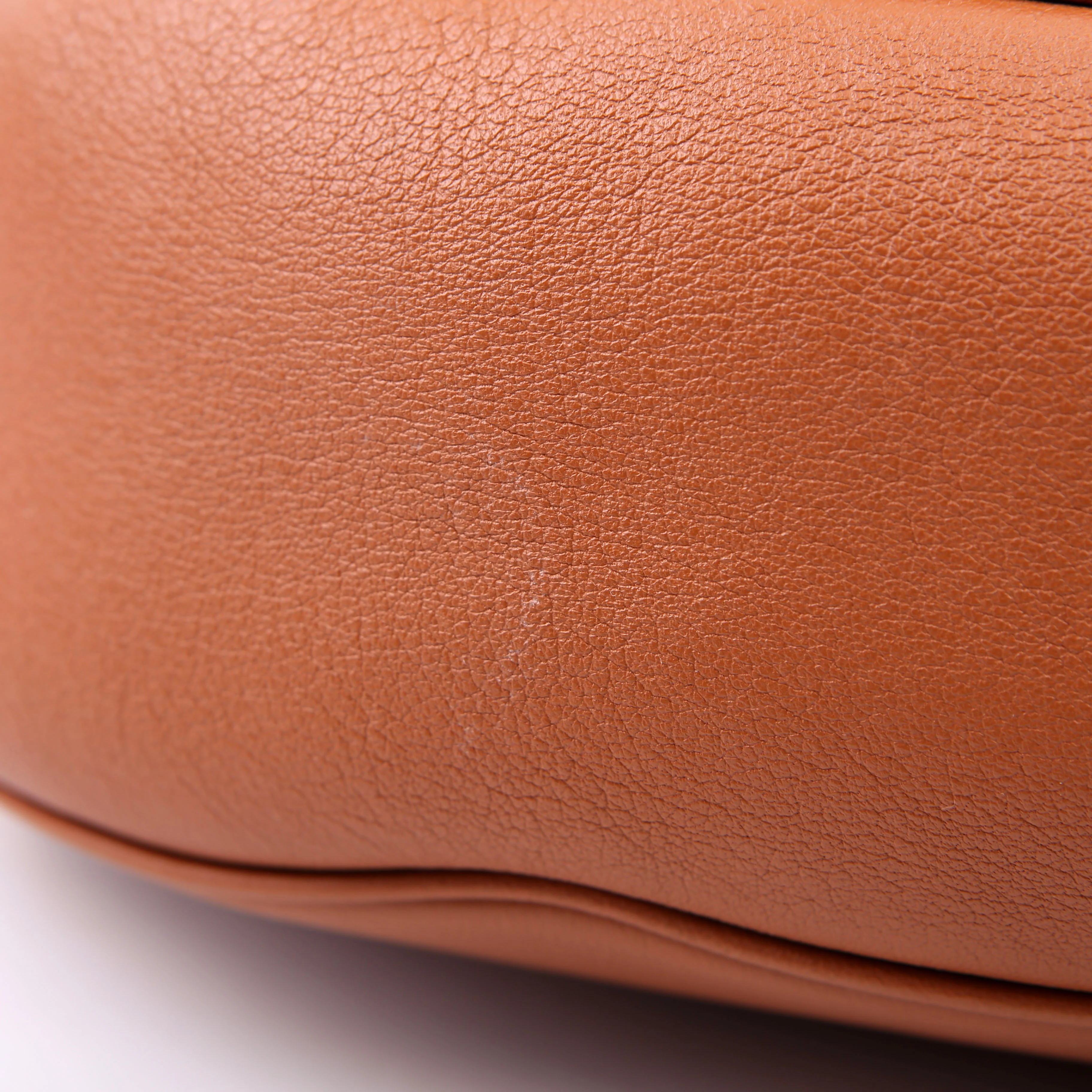 Triomphe Heloise Medium Shoulder Calfskin Brown - Image 7