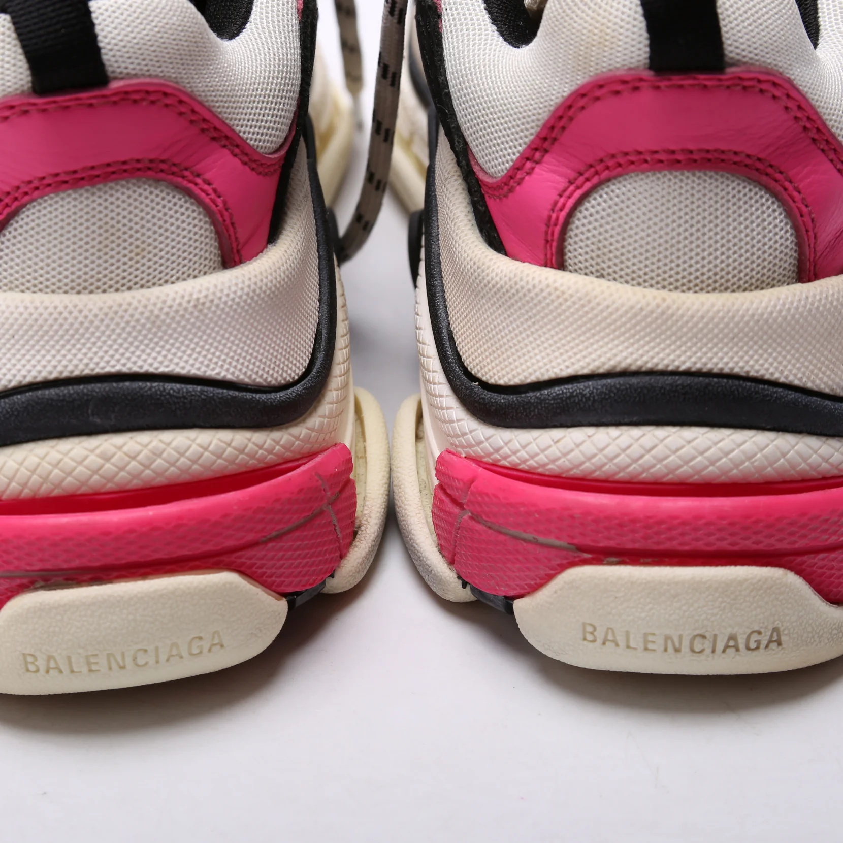 Triple S Sneakers Size 37 - Image 5