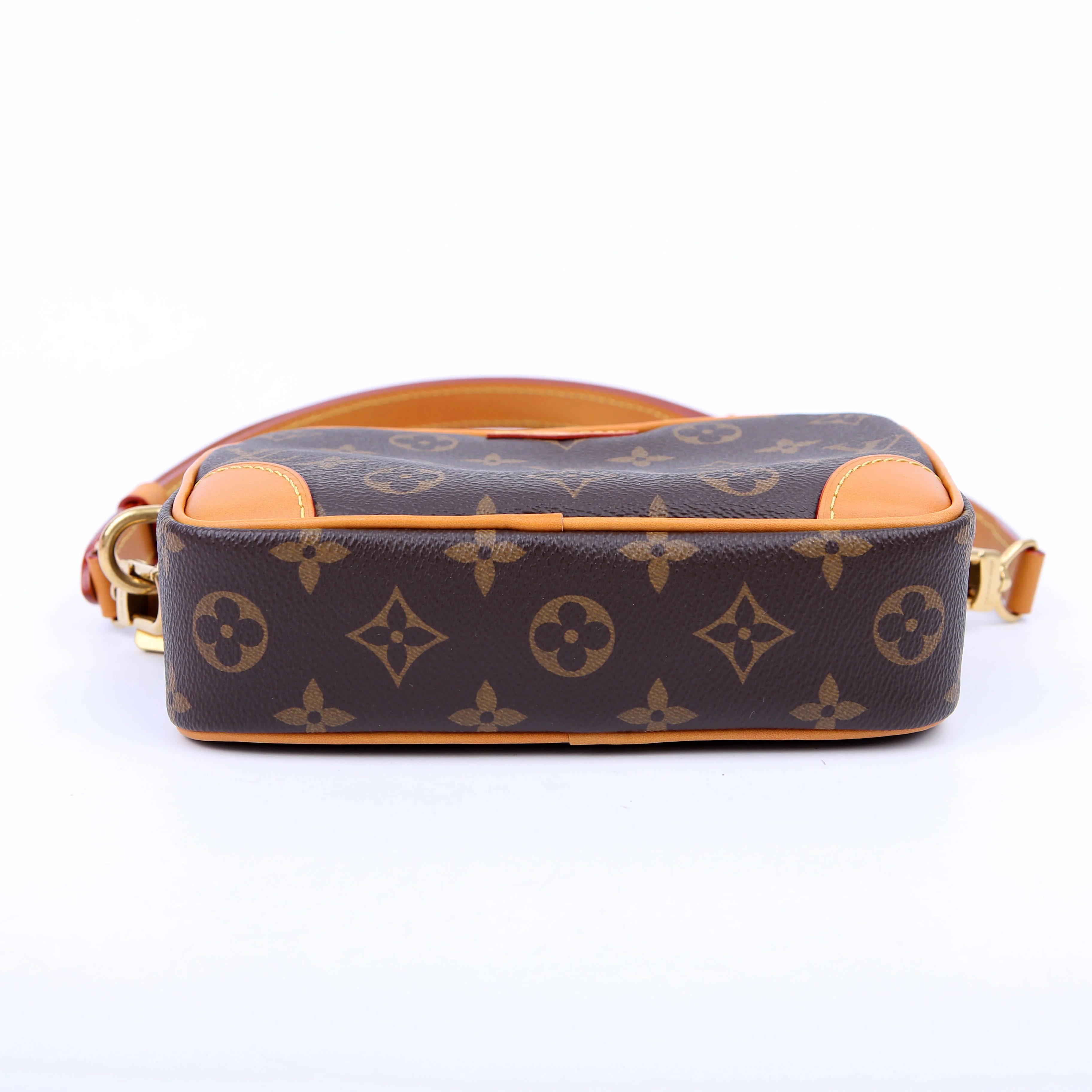 Trocadero Wearable Wallet Monogram - Image 4