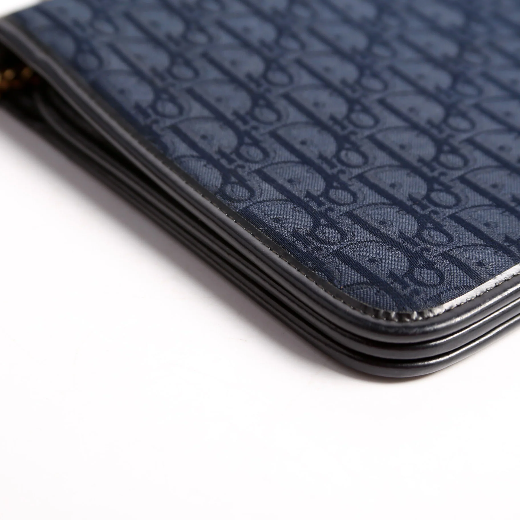 Trotter Clutch On Chain Vintage Navy - Image 4