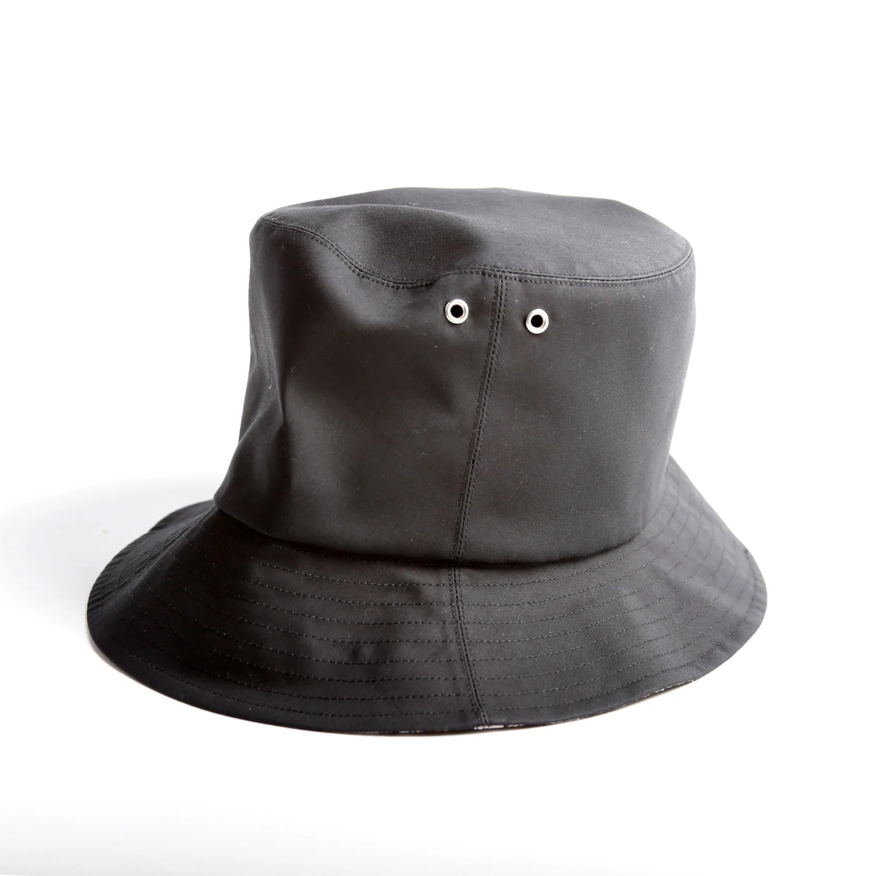 Trottuer Canvas Reversible Bucket Hat Size 57 Black/Beige - Image 2