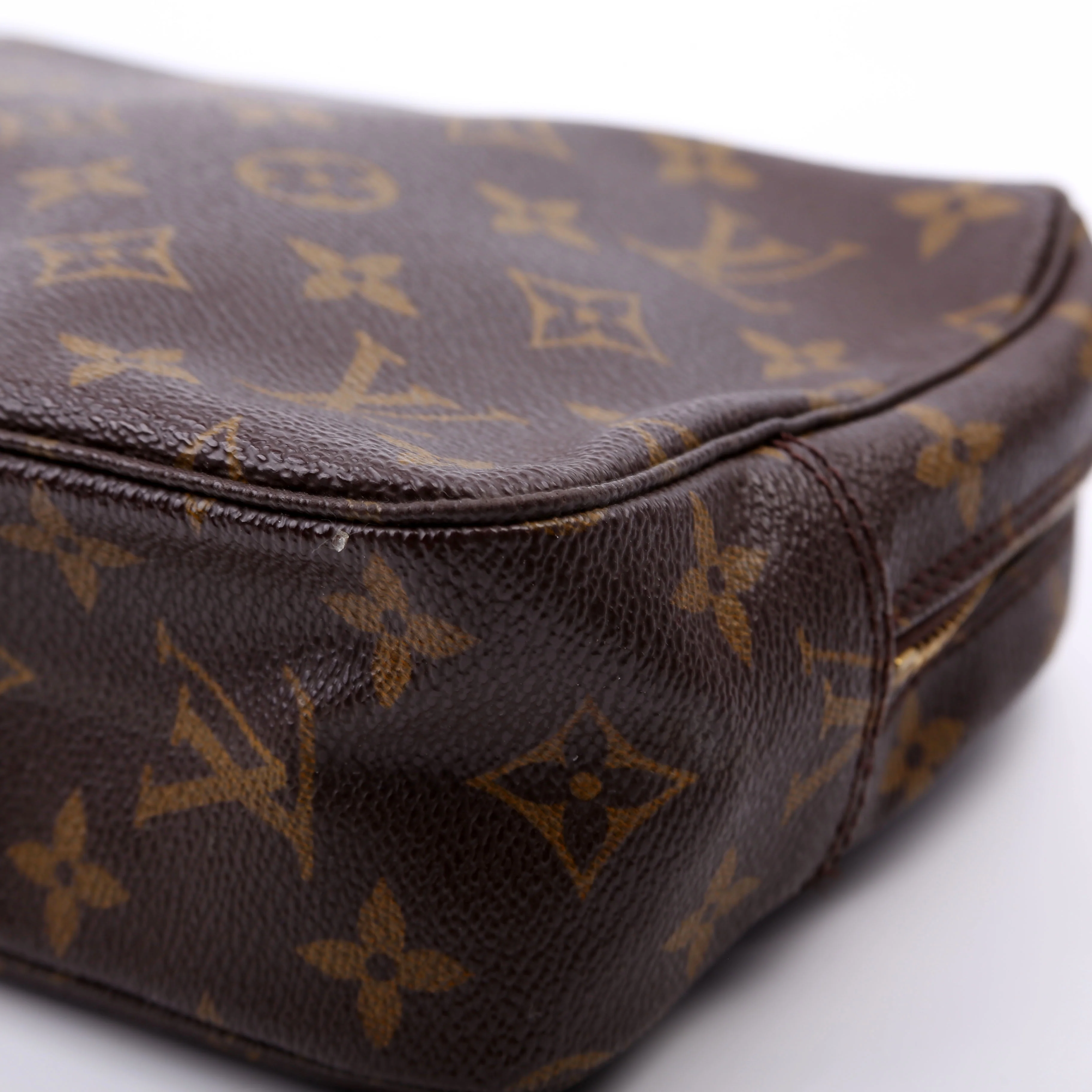 Trousse Toilette 23 Monogram - Image 6