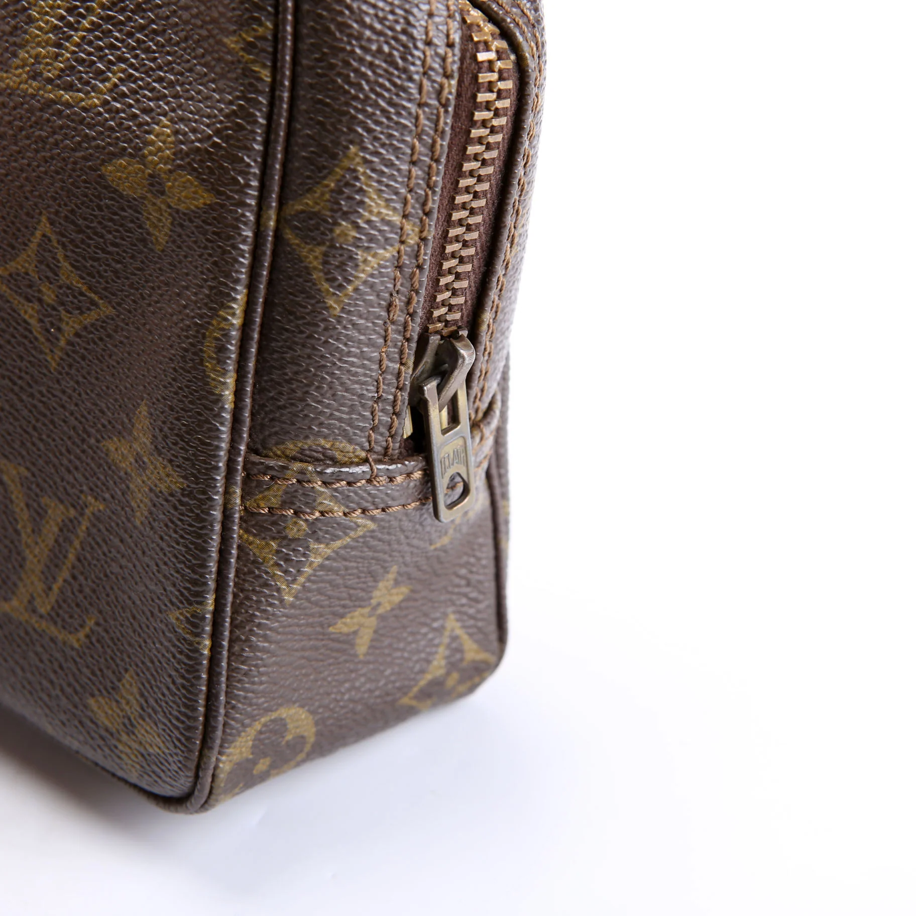 Trousse Toilette 23 Monogram - Image 6