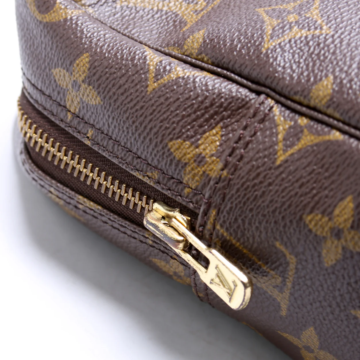 Trousse Toilette 28 Monogram - Image 7