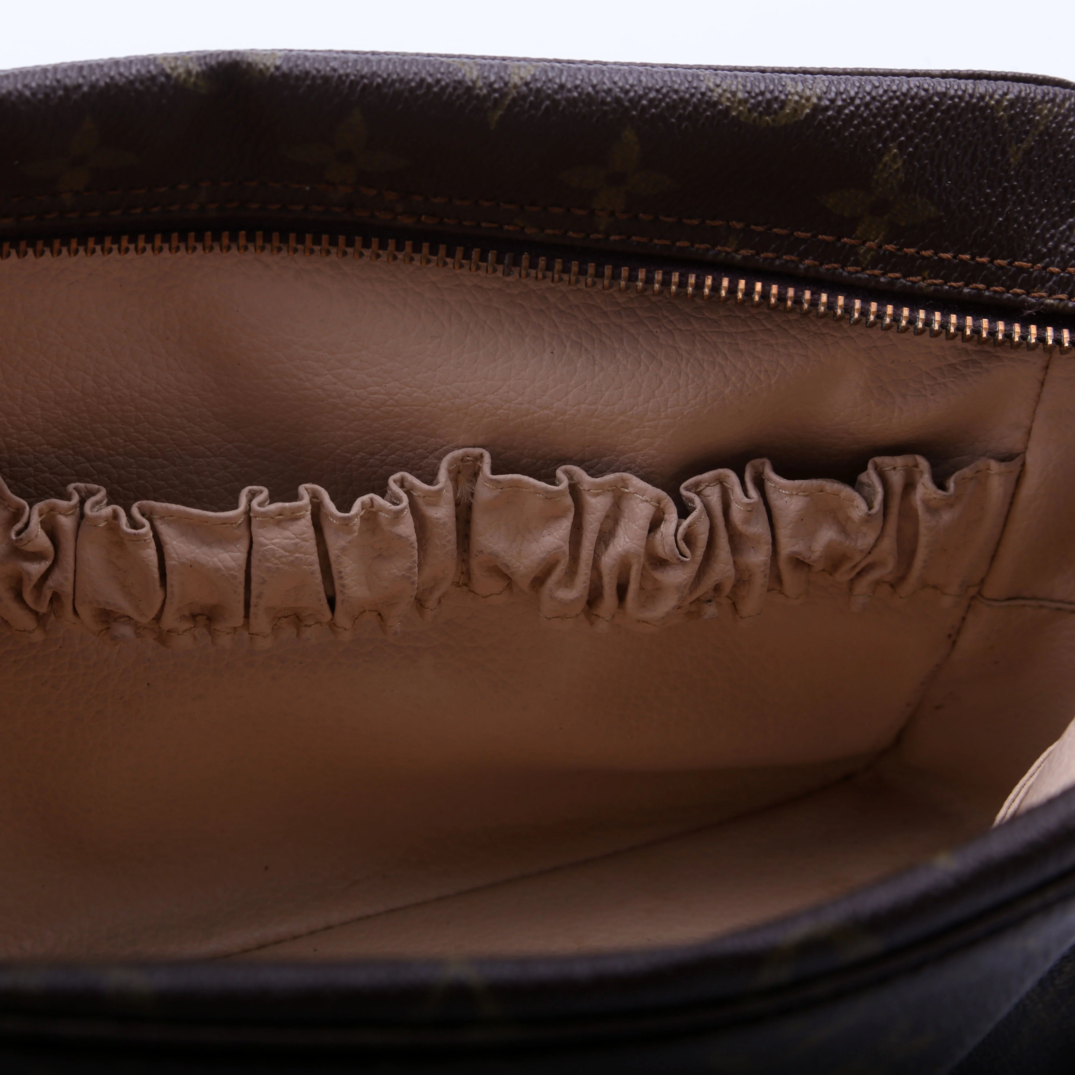 Trousse Toilette 28 Monogram - Image 14