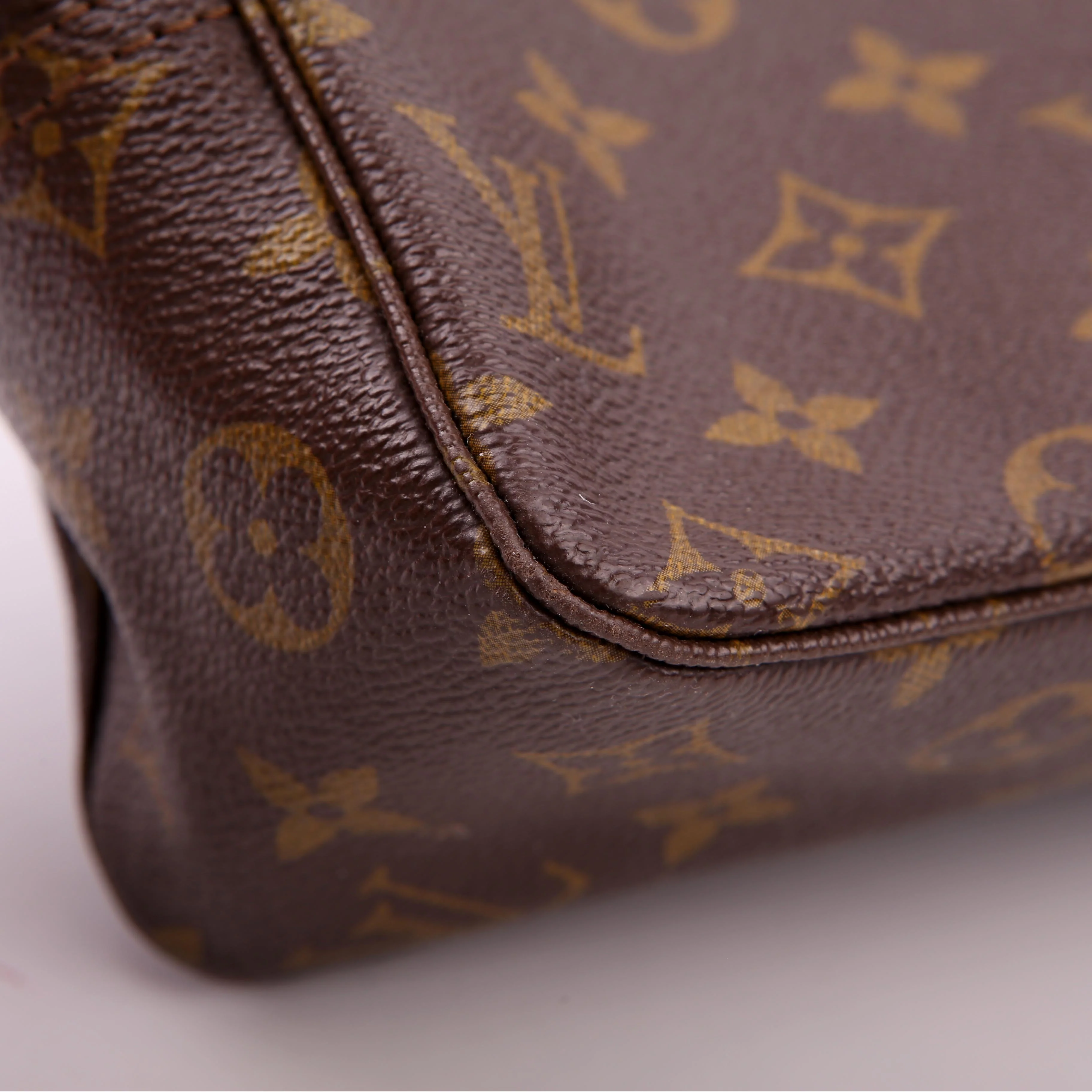 Trousse Toilette 28 Monogram - Image 4