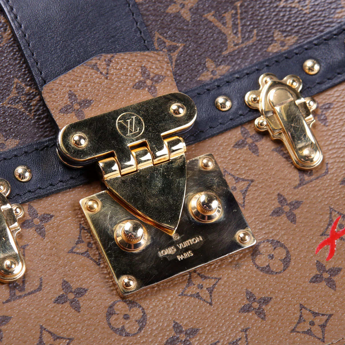 Trunk Clutch Reversed Monogram Black - Image 6