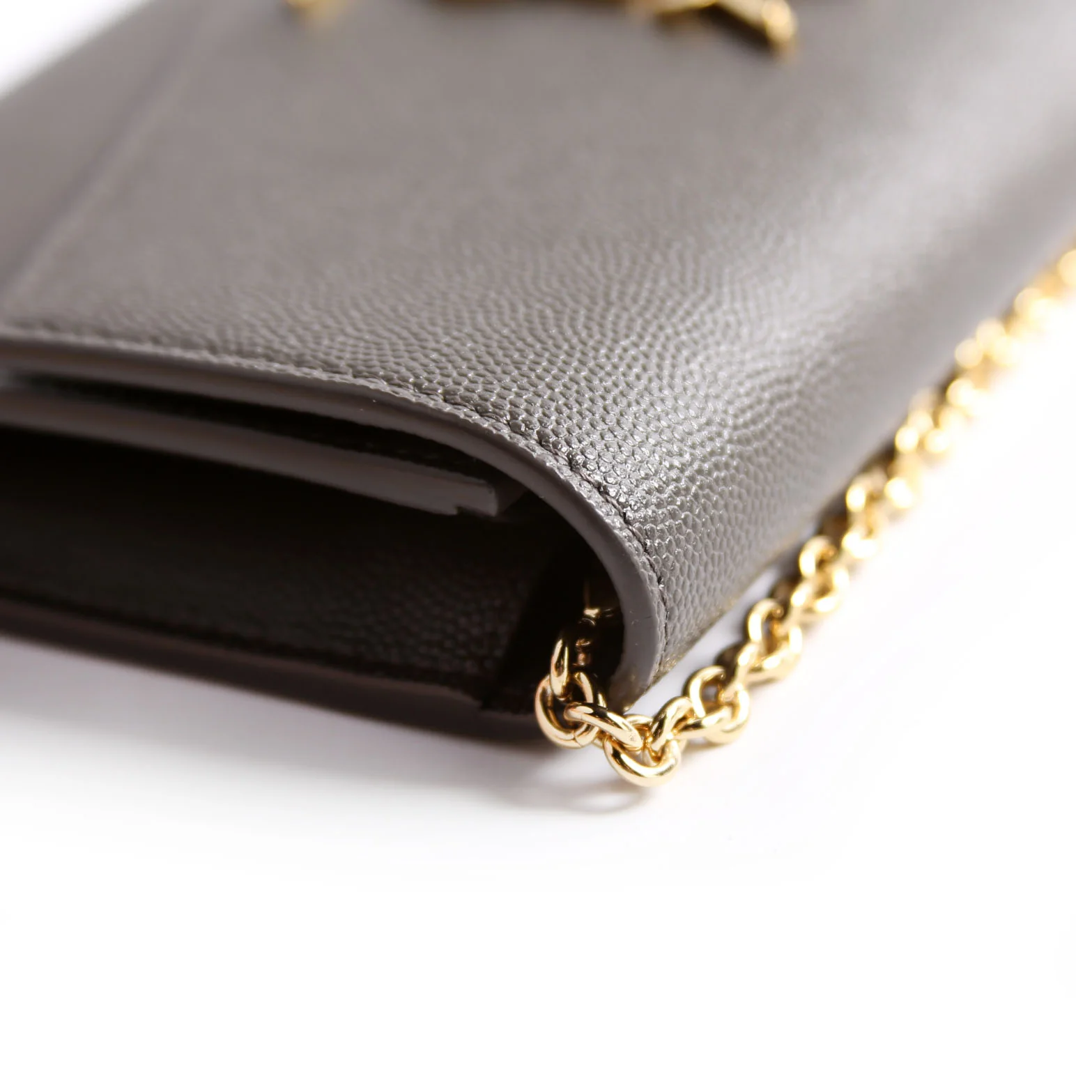 Uptown Chain Wallet Grain 607788 Gray - Image 8