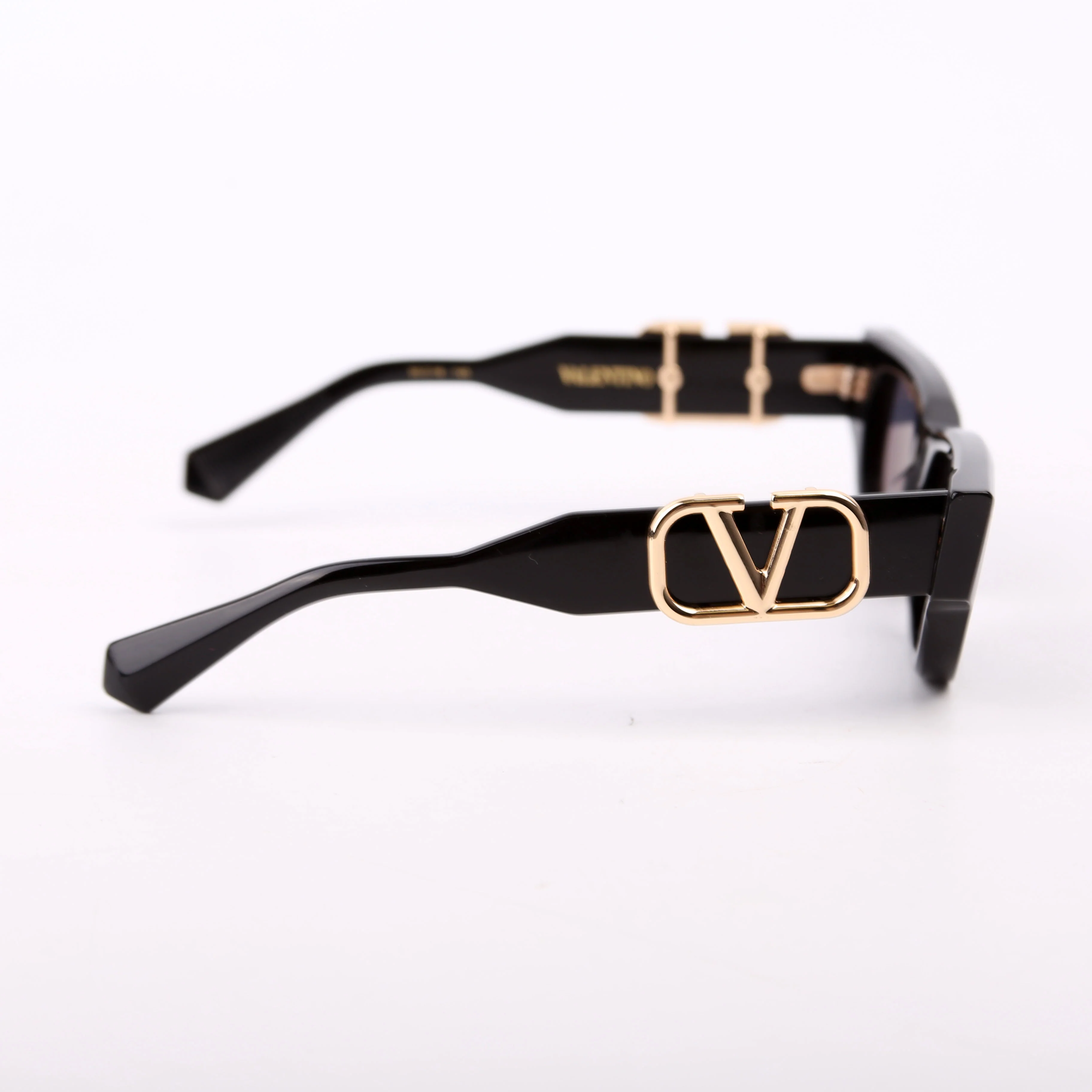 V-DUE VLS-103A-50 Cateye Sunglasses Black - Image 2