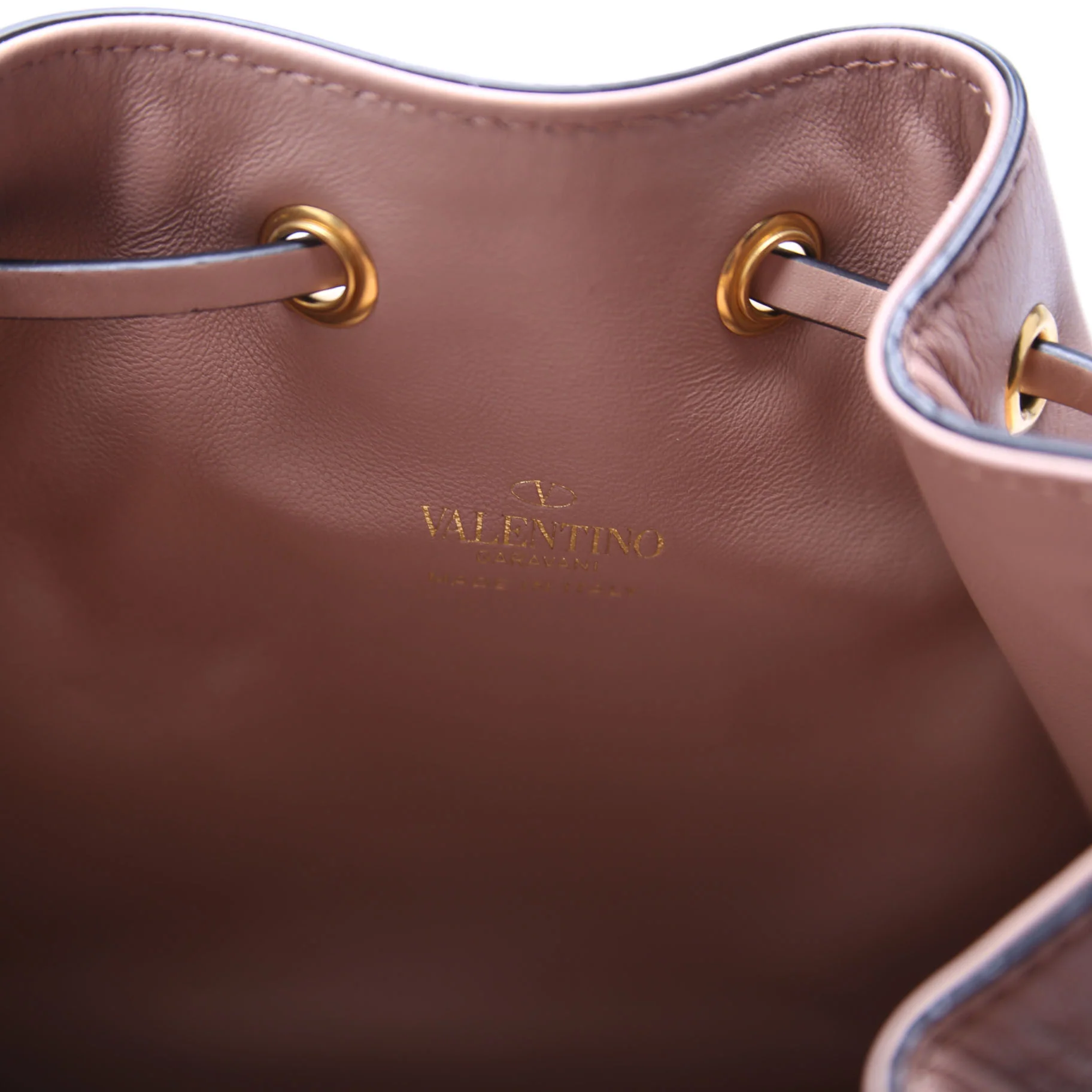 V Logo Mini Bucket Bag Tan - Image 9