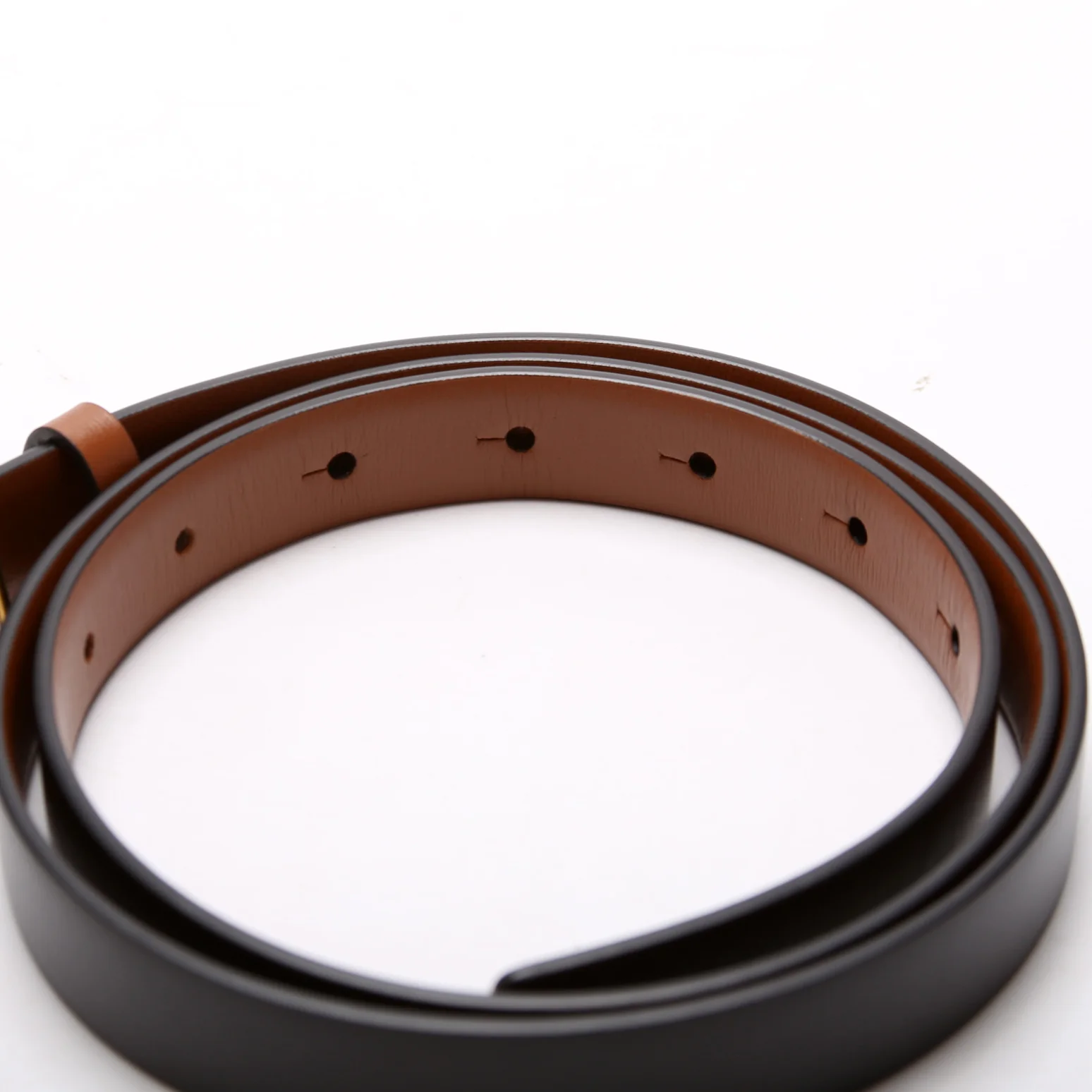 V Logo Signature Reversible Belt 20MM Size 90/36 - Image 3