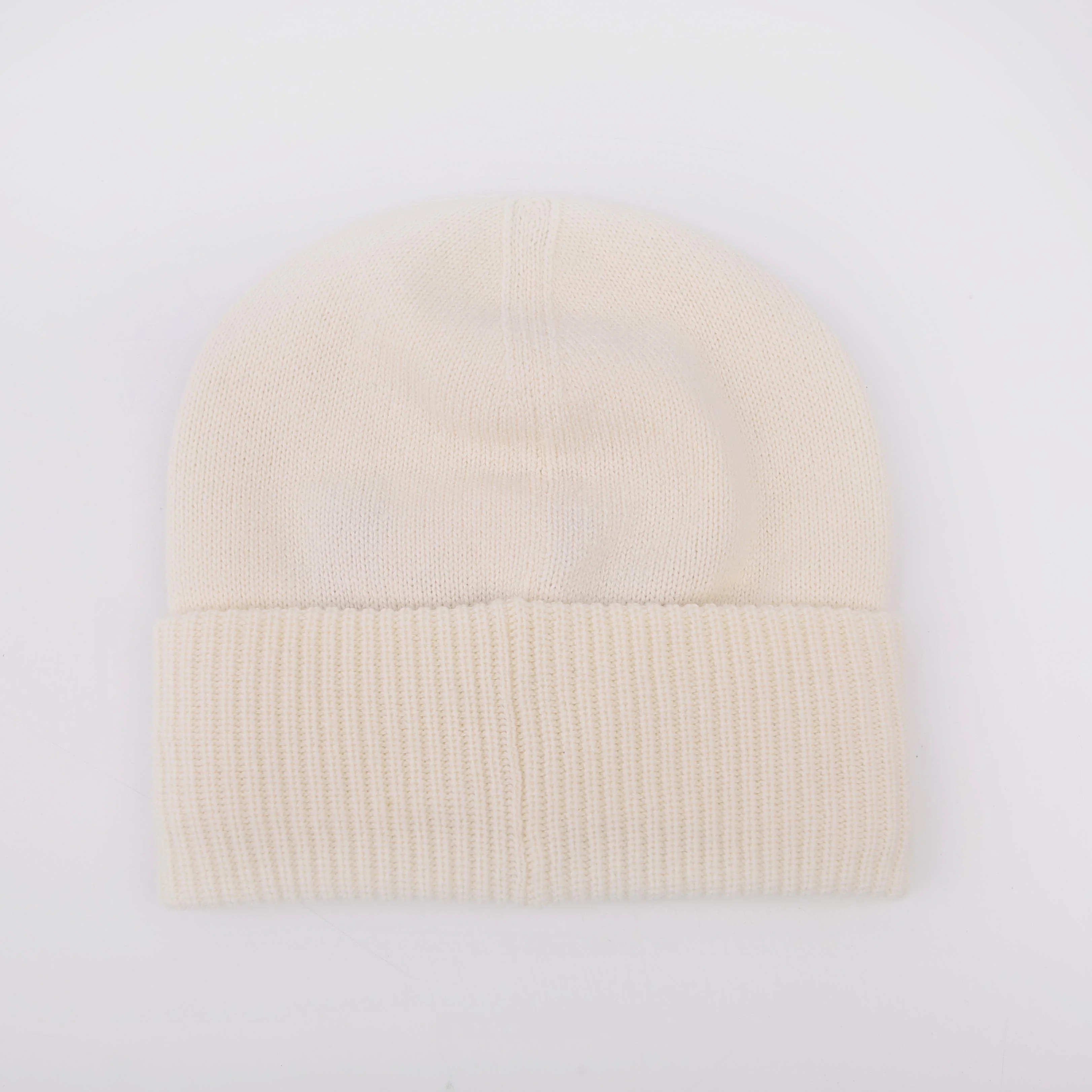 V Logo Wool Beanie - Image 2