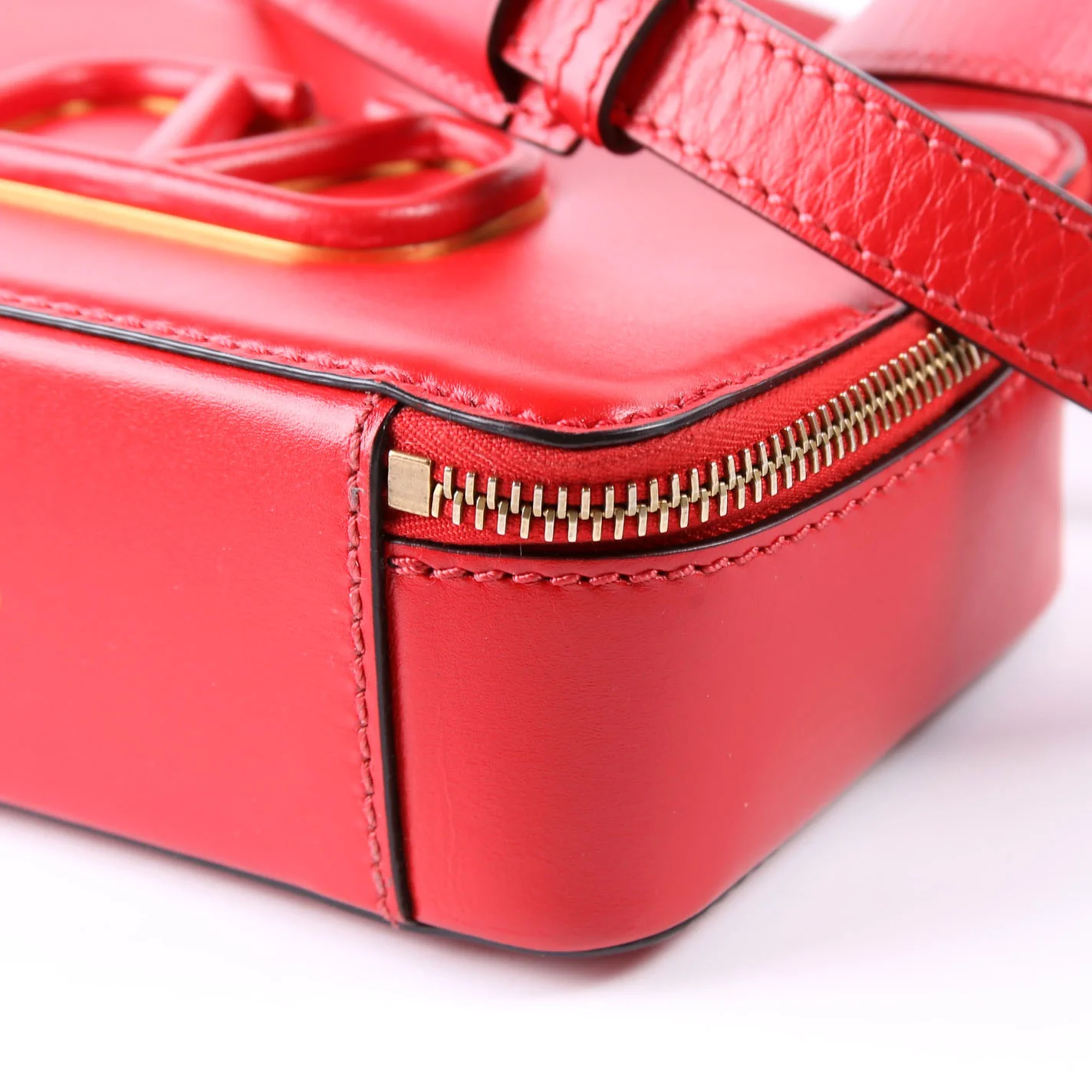 V Sling Crossbody Calfskin Red - Image 7