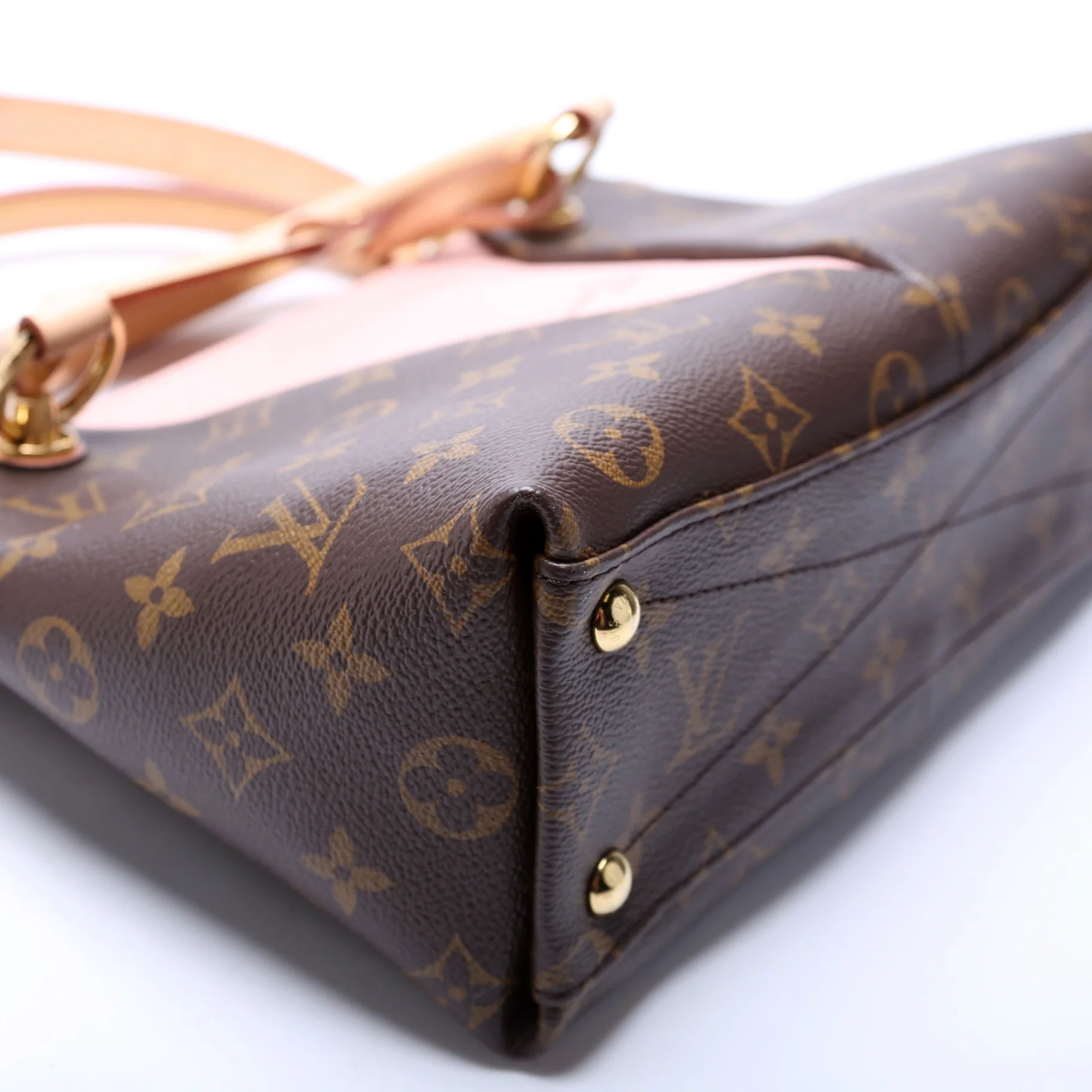 V Tote BB Monogram - Image 5