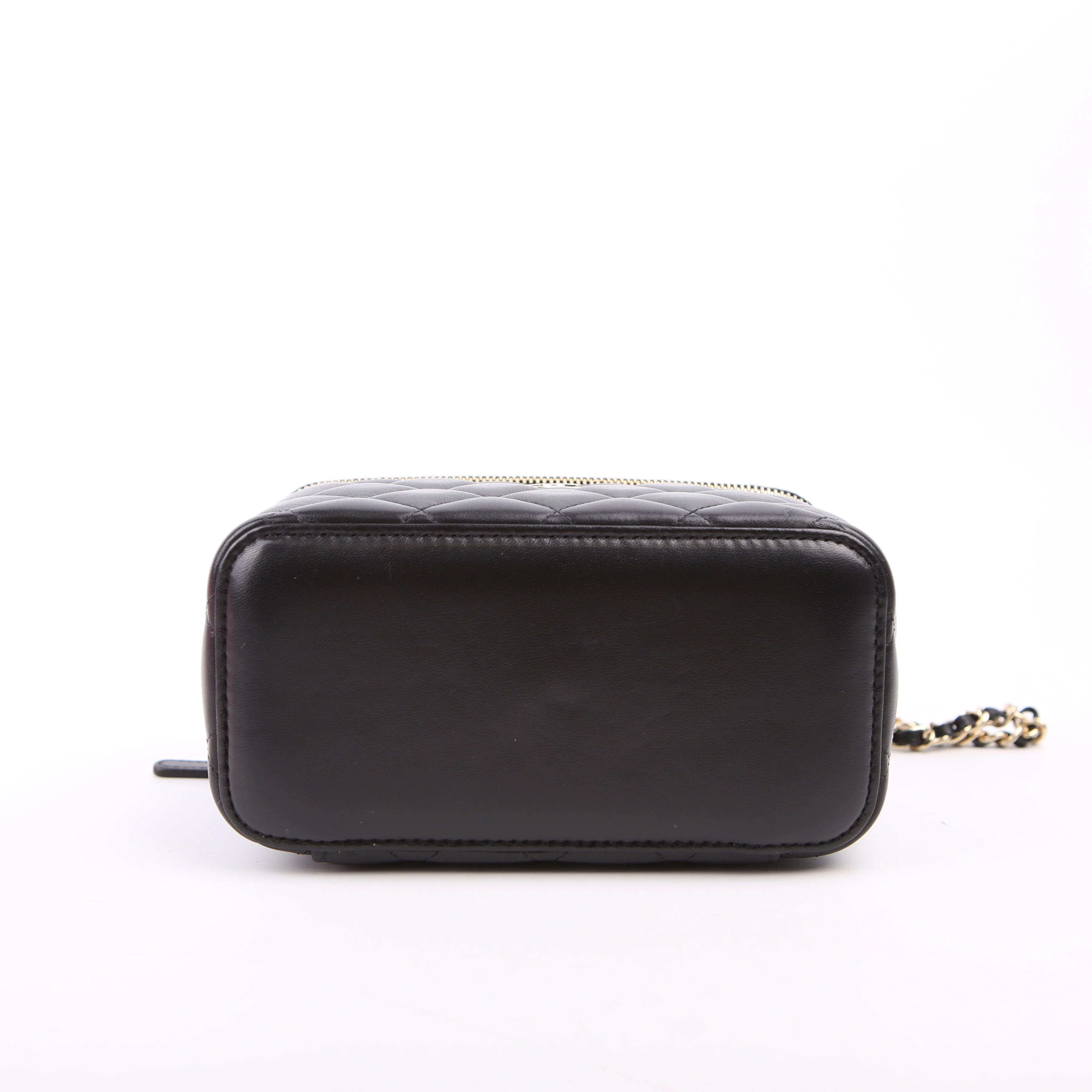 Vanity Case Small with Chain Lambskin 30M Black - Image 4