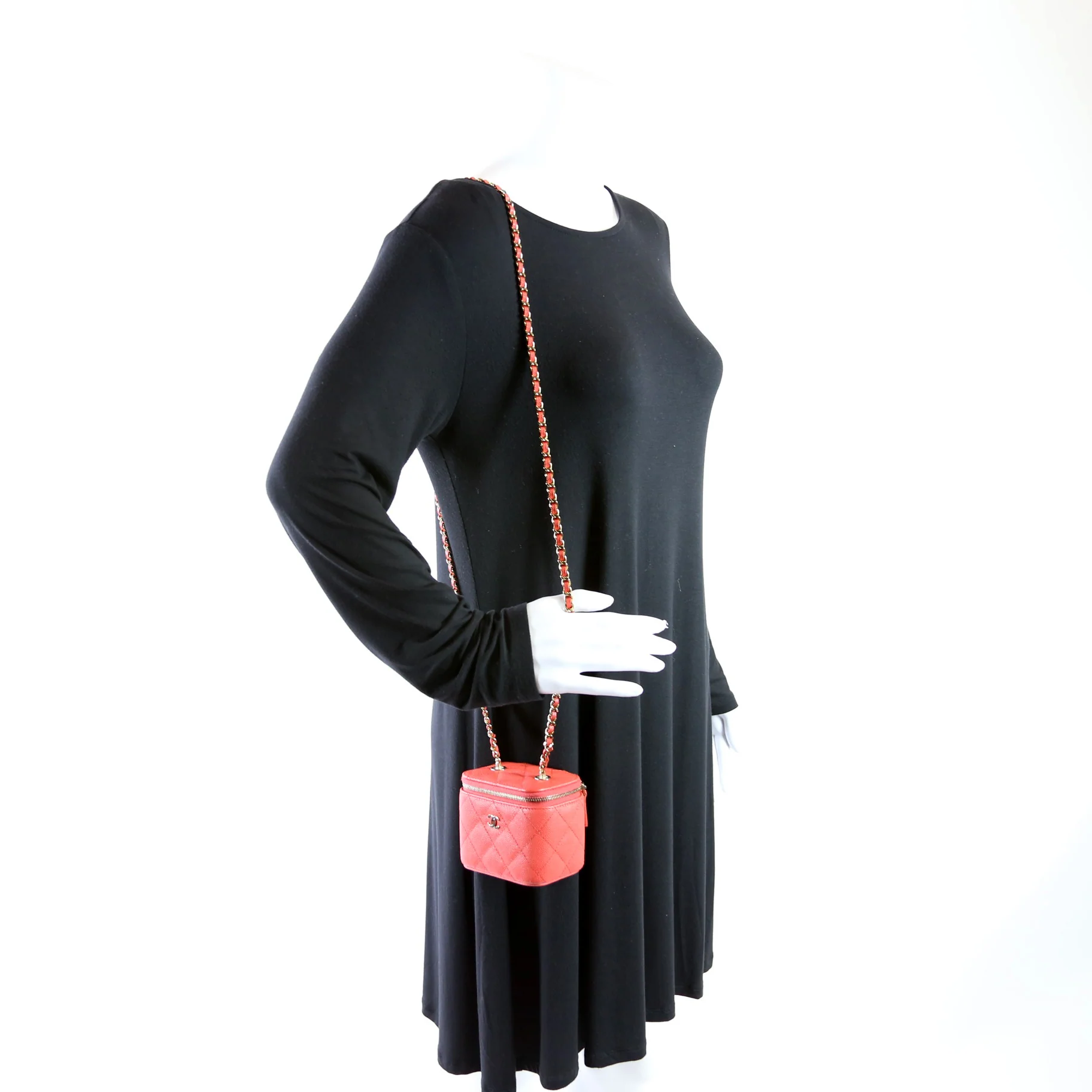 Vanity Mini With Chain Caviar RFID - Image 12