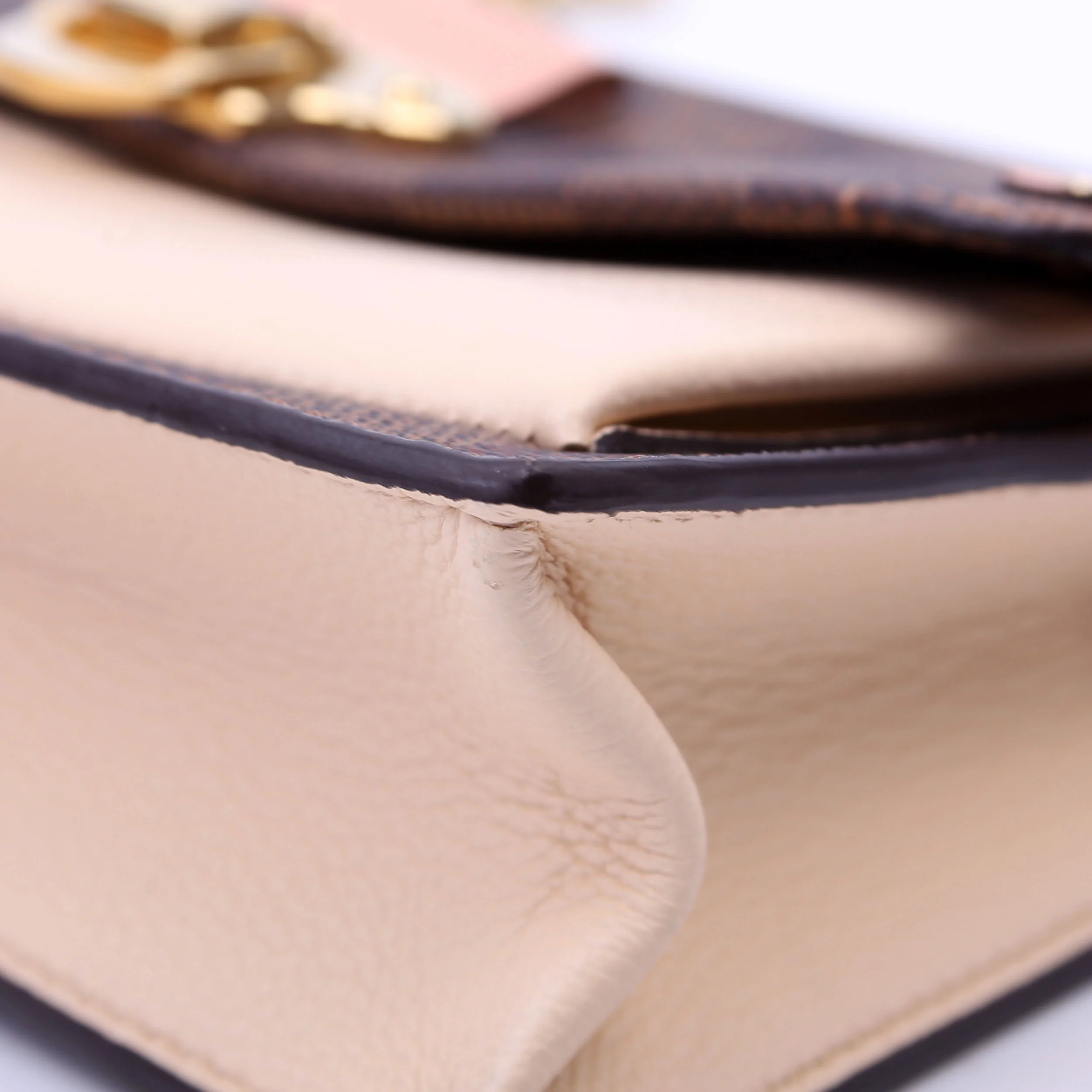 Vavin Chain Wallet Damier Ebene Cream - Image 6