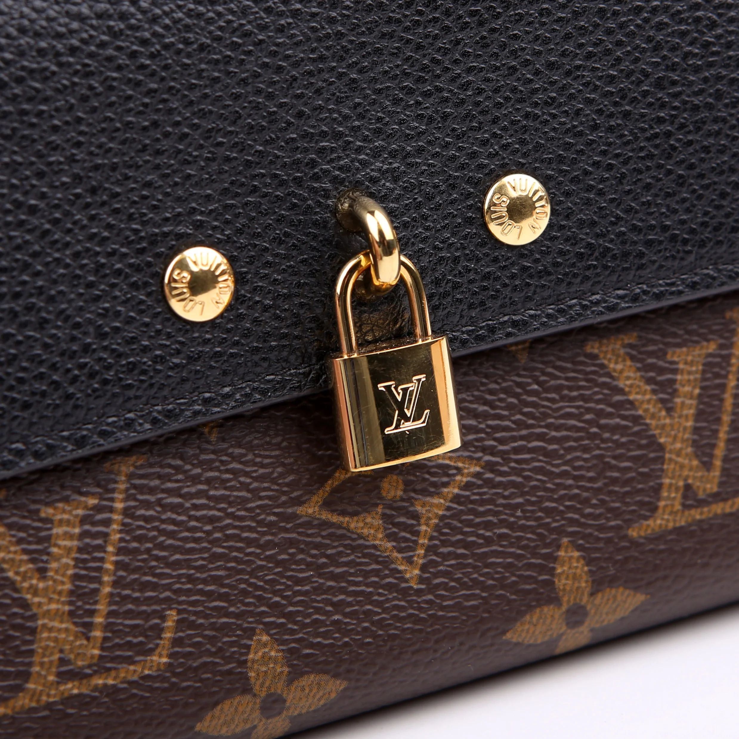 Venus Wallet Monogram Black - Image 12