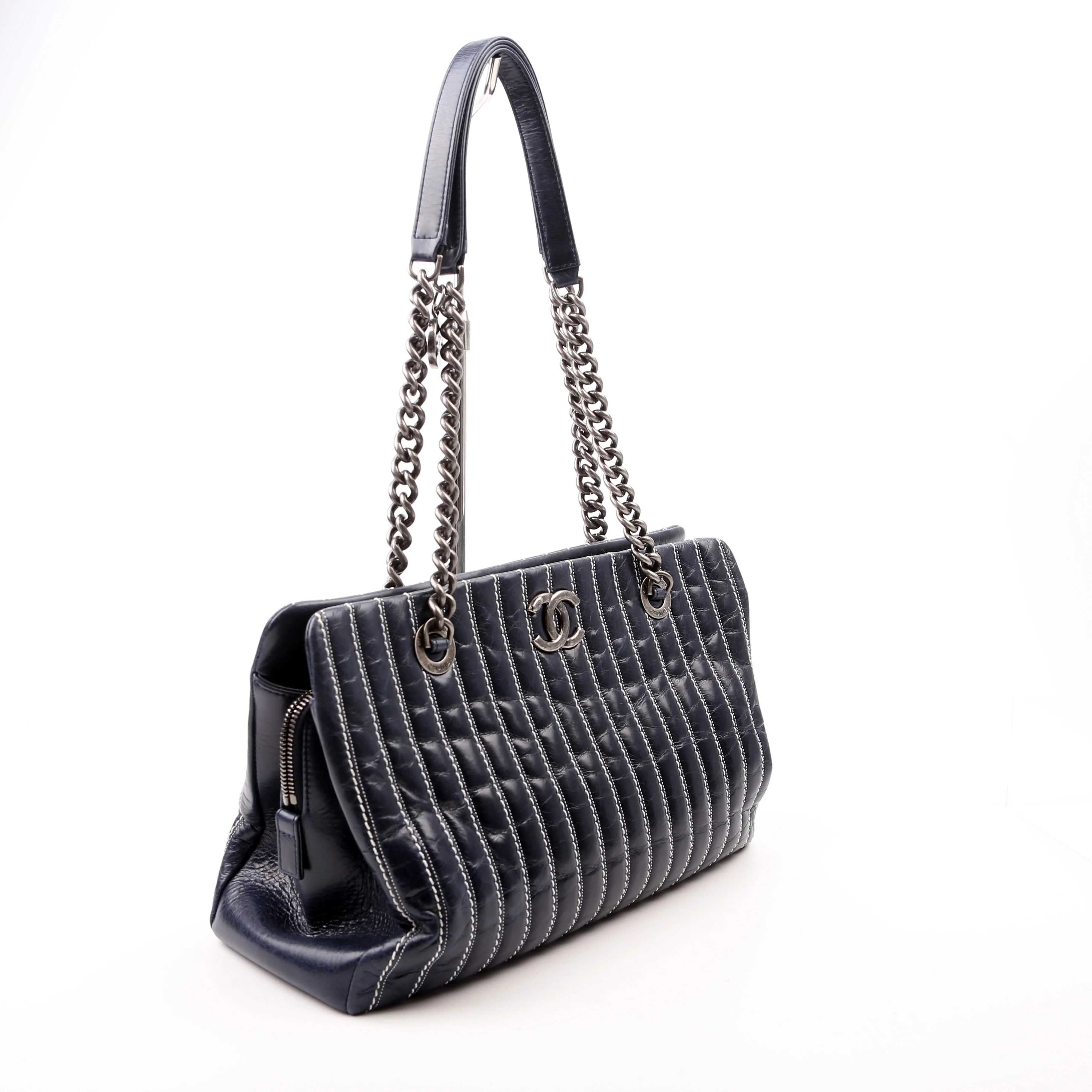 Vertical Quilt Tote 20M Navy - Image 2