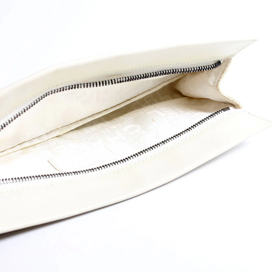 Vertical Quitl Lax Bag Small 8M Ivory - Image 12