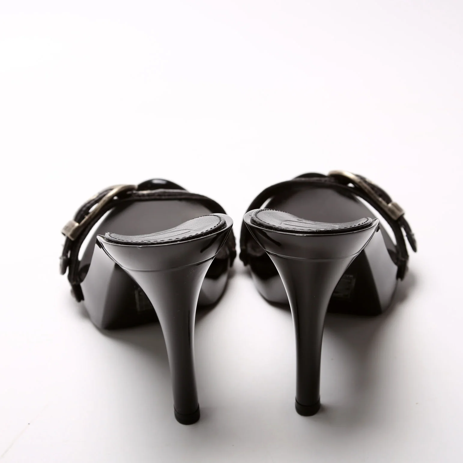 Vintage Buckle Logo Sandals Size 39 Black - Image 4