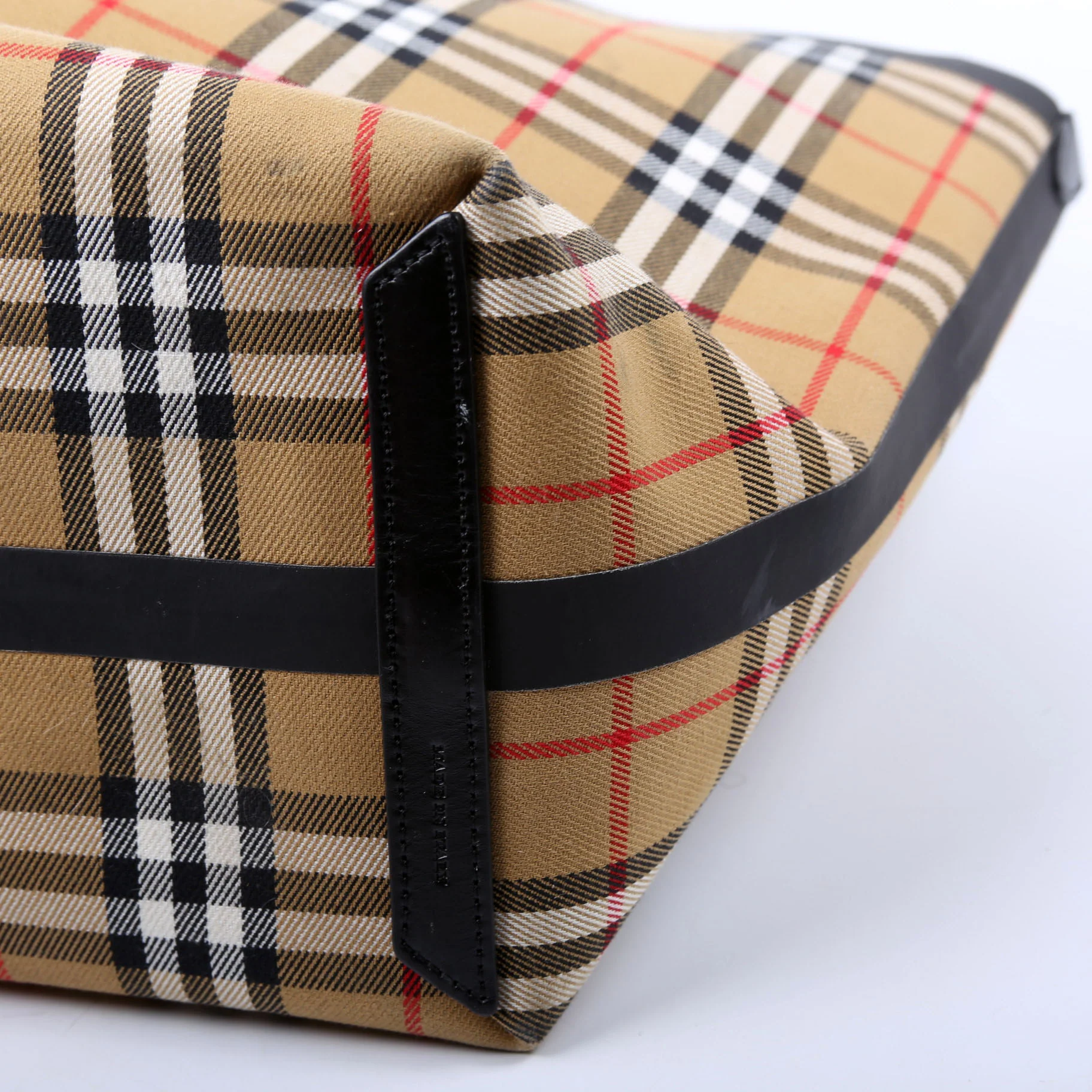 Vintage Check Large Reversible Tote Brown/Black - Image 5