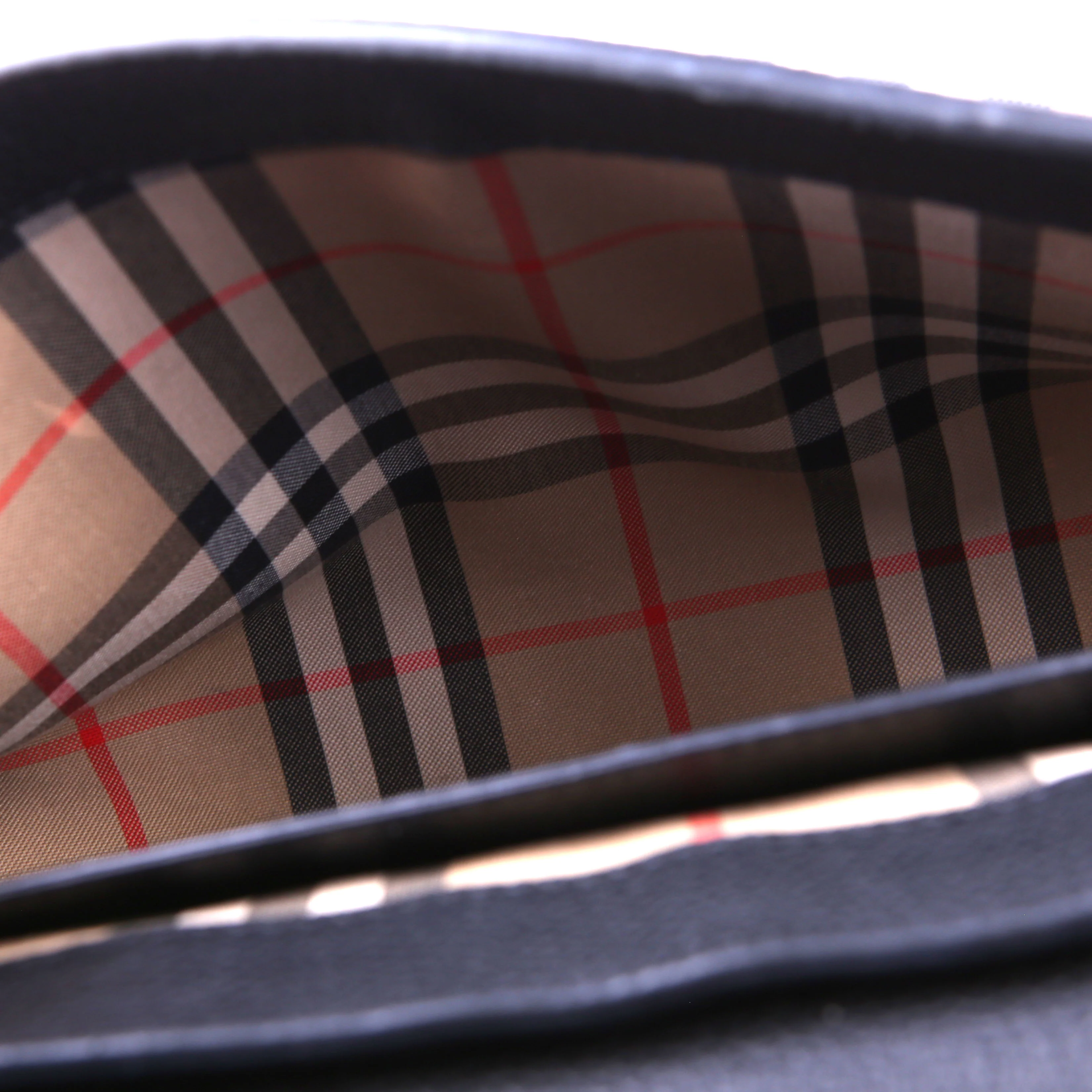 Vintage Check Note Crossbody Bag Black - Image 19