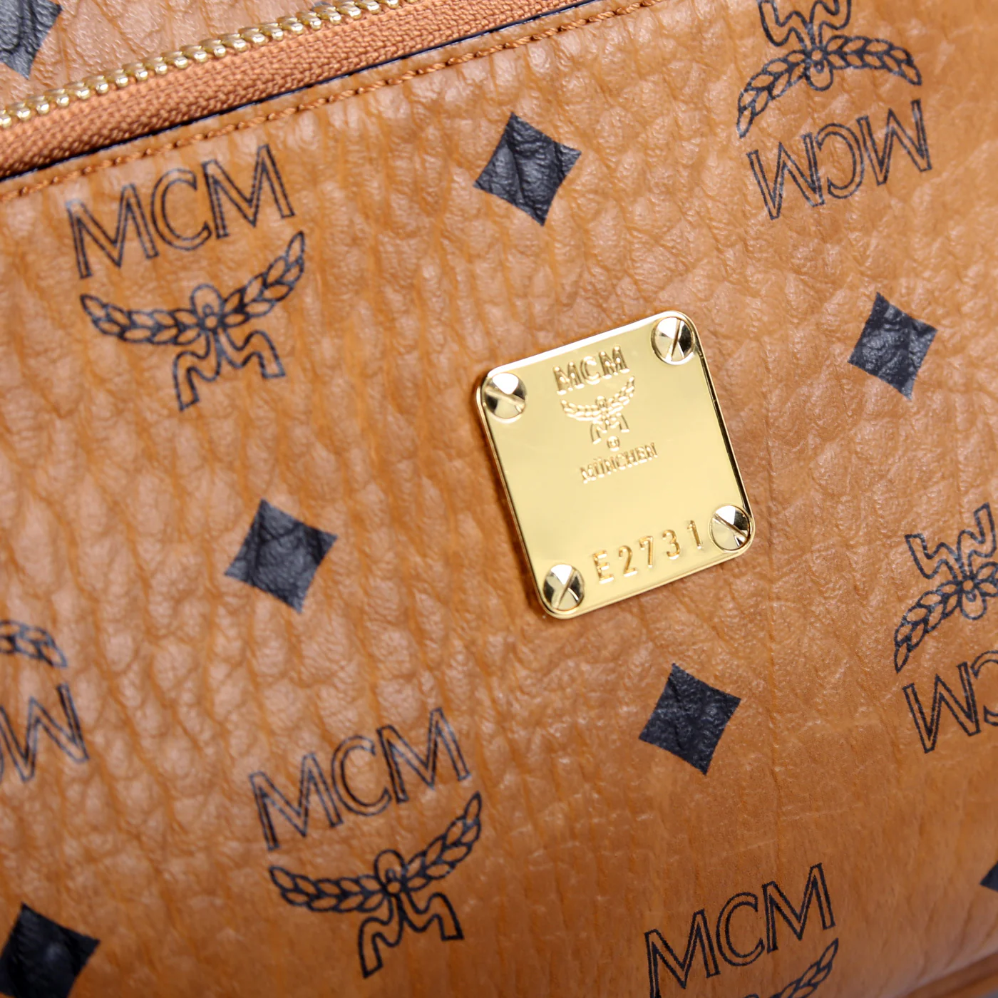 Visetos Aren Small Crossbody Cognac - Image 8