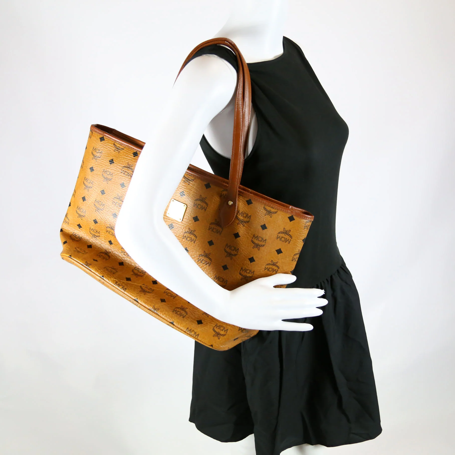 Visetos Zip Shopper Tote - Image 9