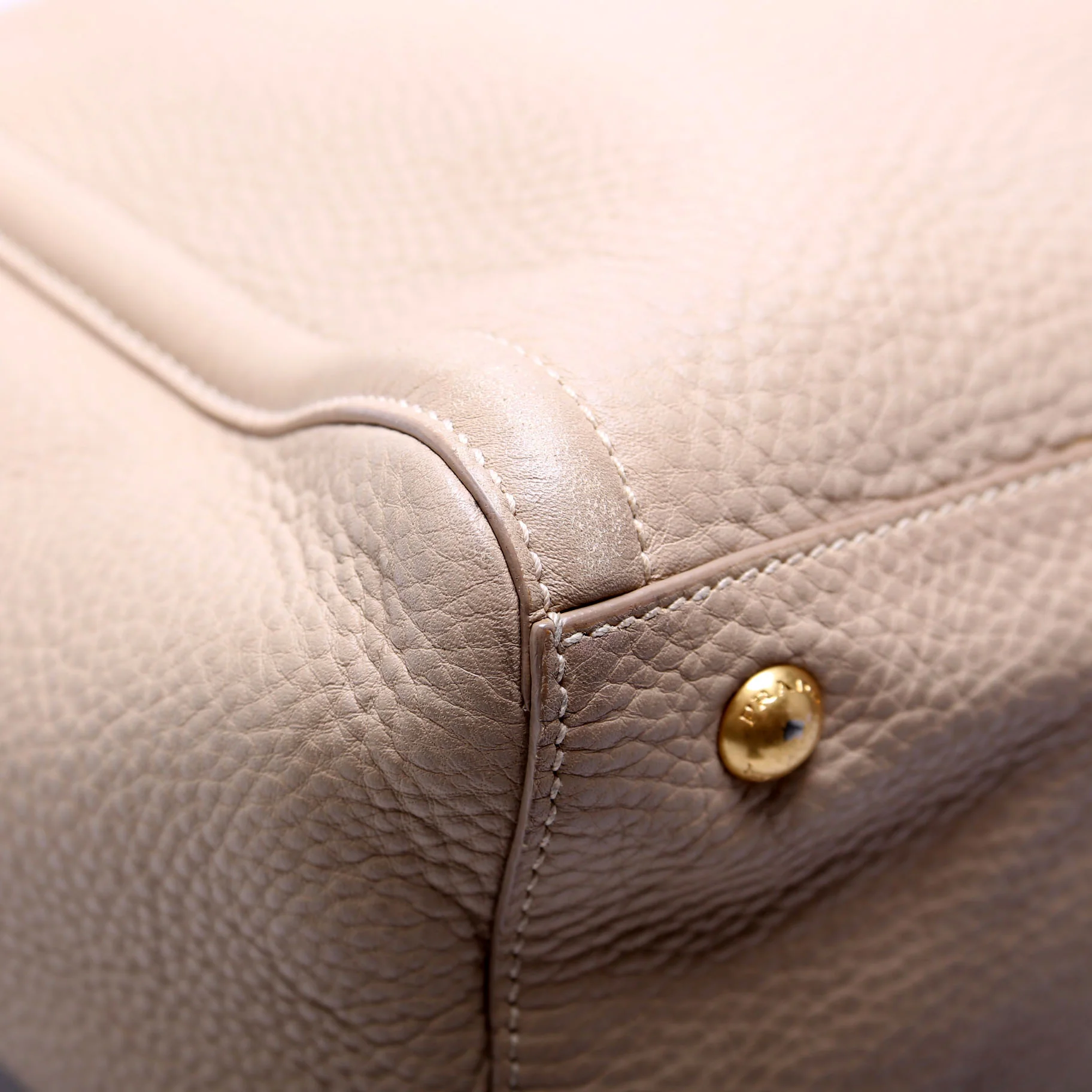 Vitello Daino Berlino Tote Beige/Gold - Image 5