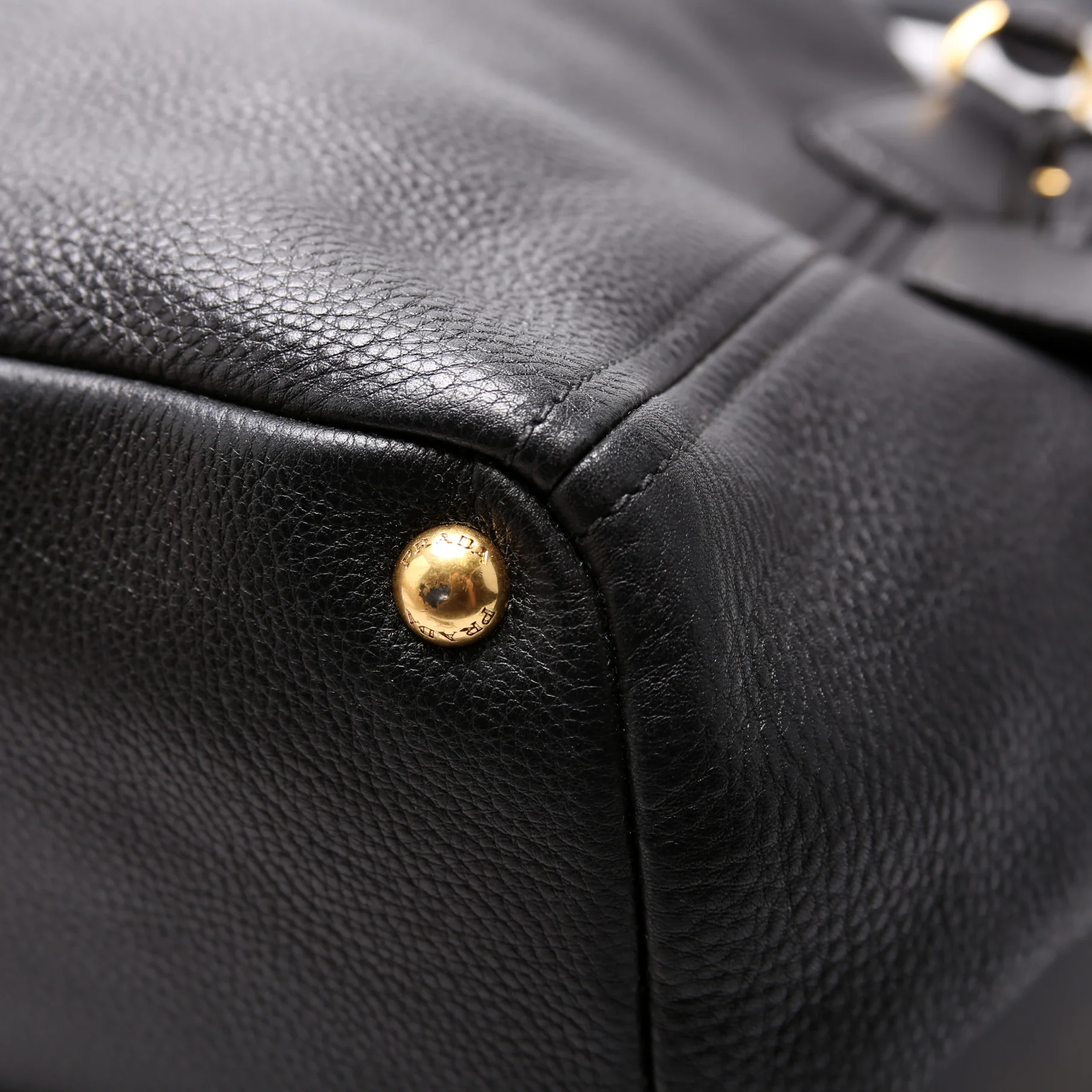 Vitello Daino Side Pocket Tote - Image 6