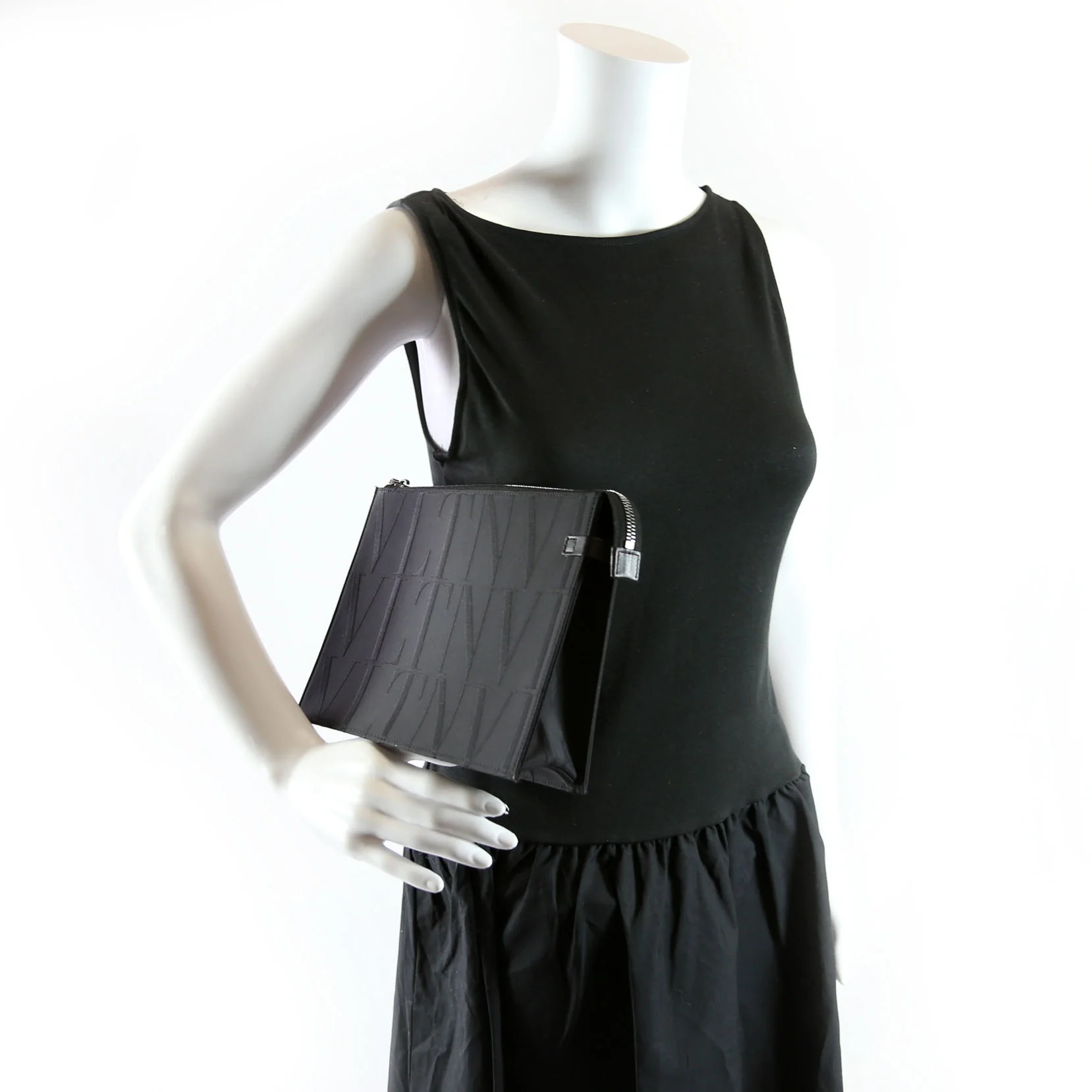 VLTN Times Jacquard Clutch Black - Image 12