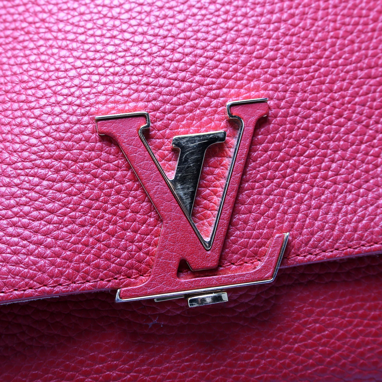 Volta Taurillon Leather Red - Image 9