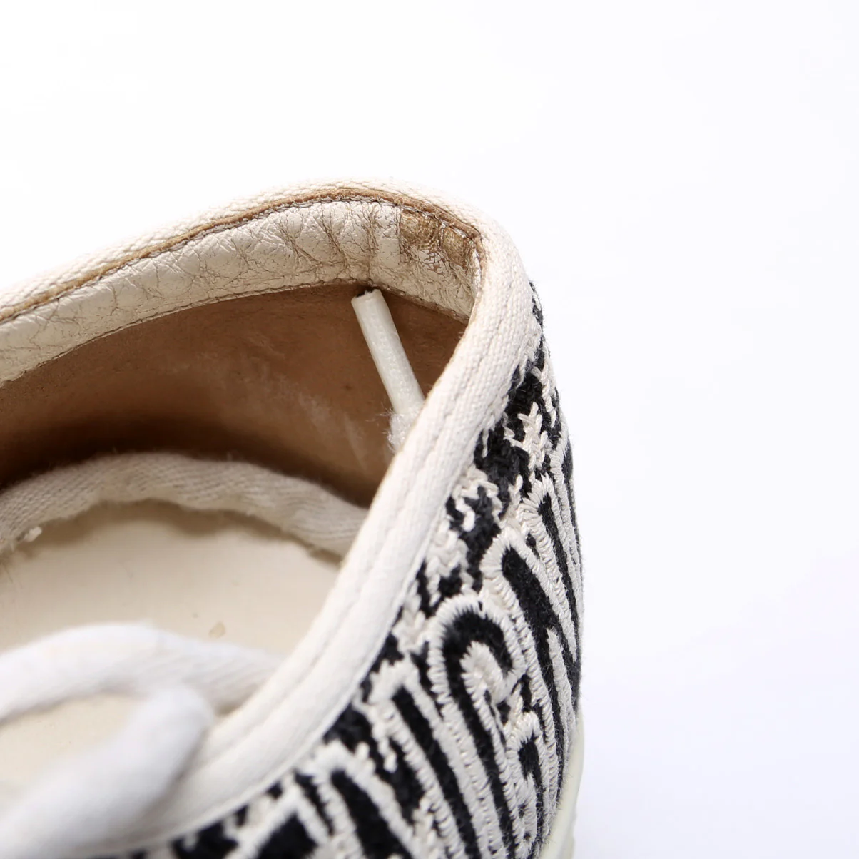 Walk'N'Dior Sneakers Size 39.5 - Image 6