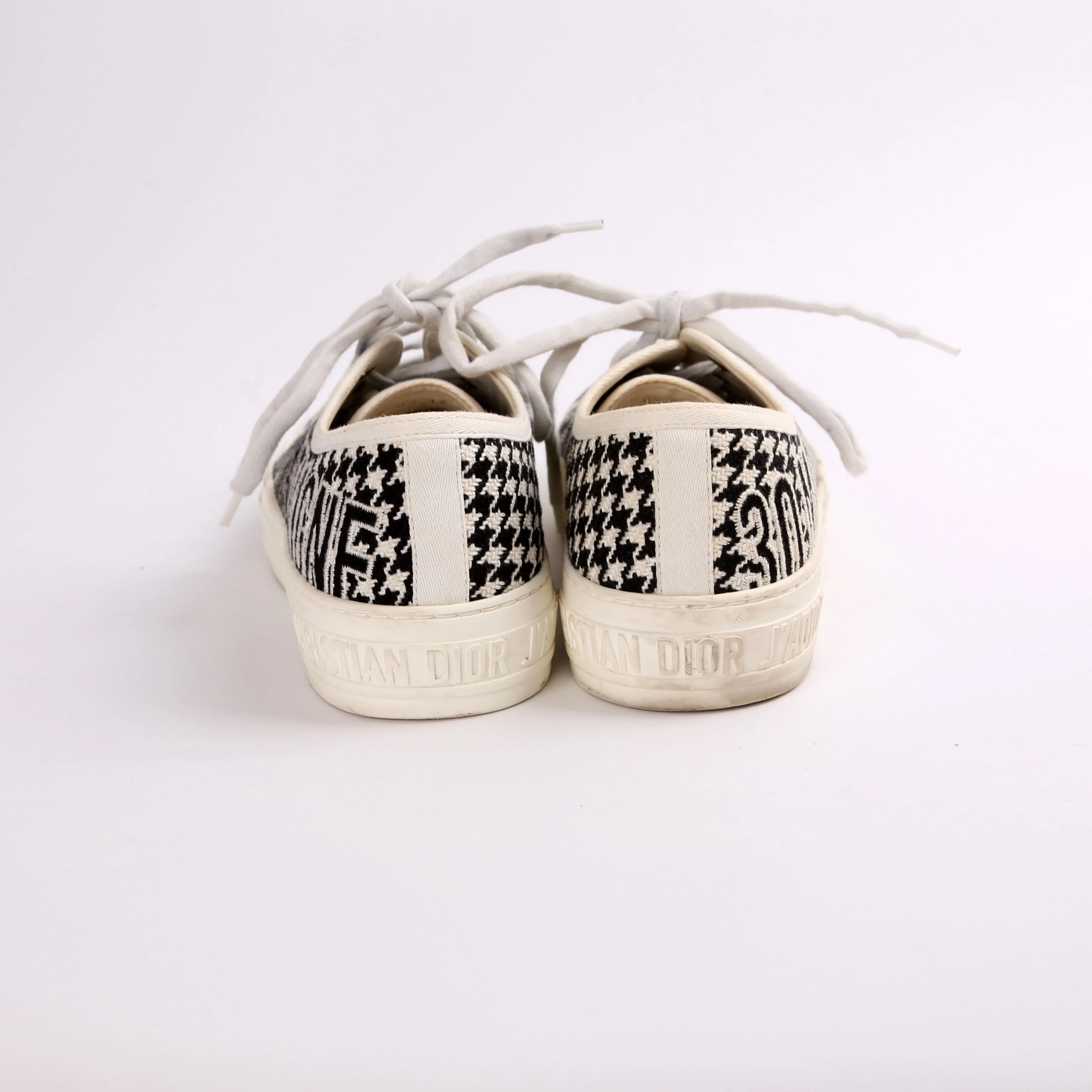 Walk'N'Dior Sneakers Size 37.5 - Image 4