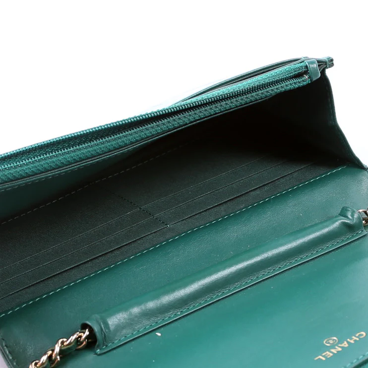 Wallet On Chain Boy Chevron Caviar Leather Green - Image 10
