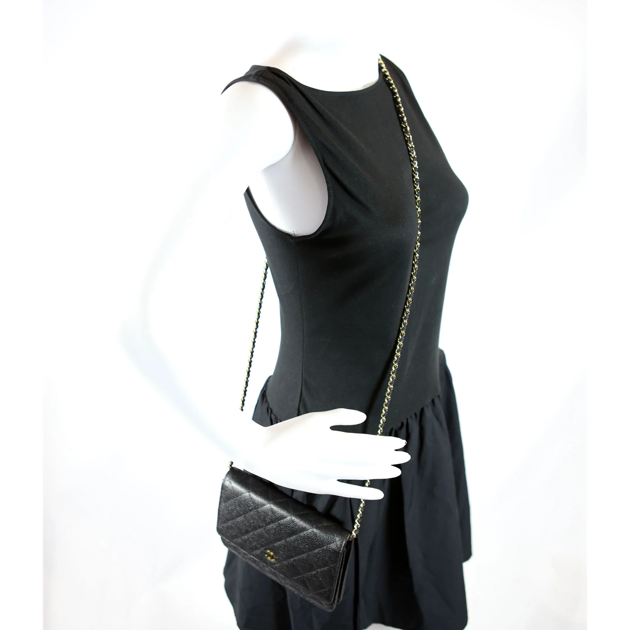 Wallet On Chain Classic Quilted Caviar Black - Image 11