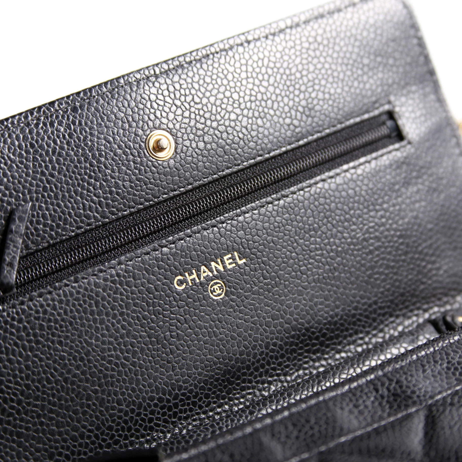 Wallet on Chain Classic Quilted Caviar Black - Image 7