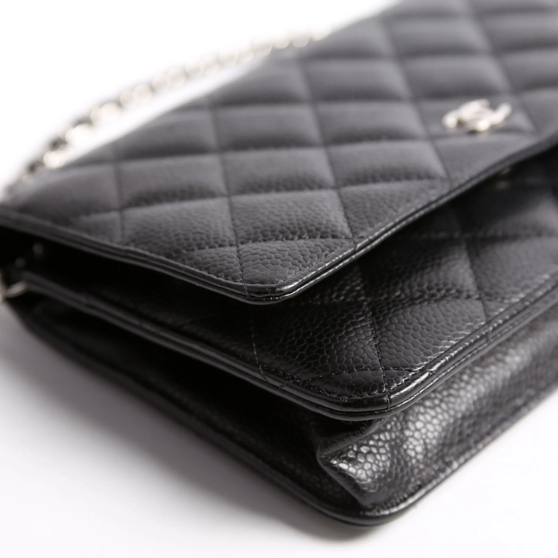 Wallet On Chain Quilted Caviar RFID Black - Image 4