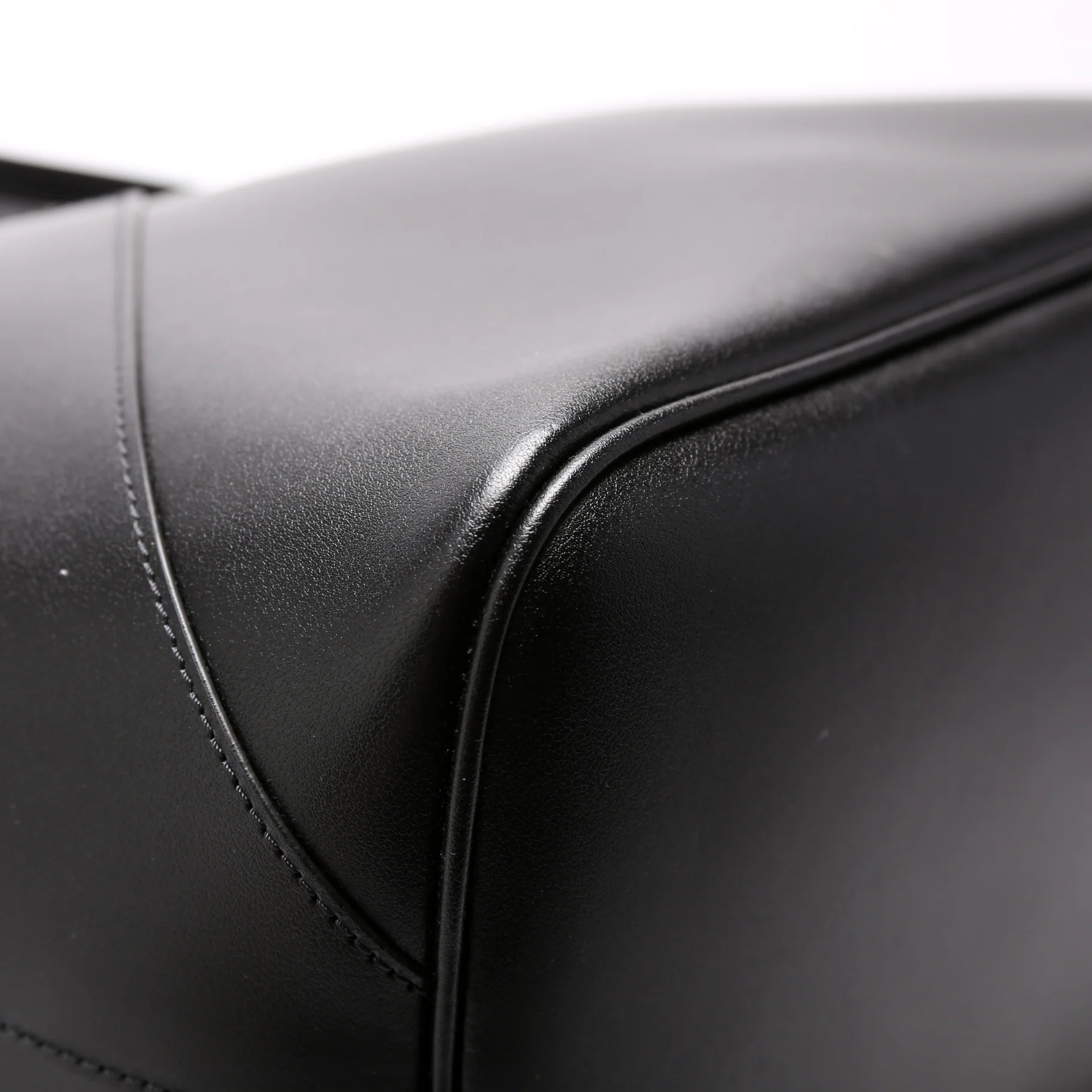 Wing Calfskin Shopping Tote Black - Image 5