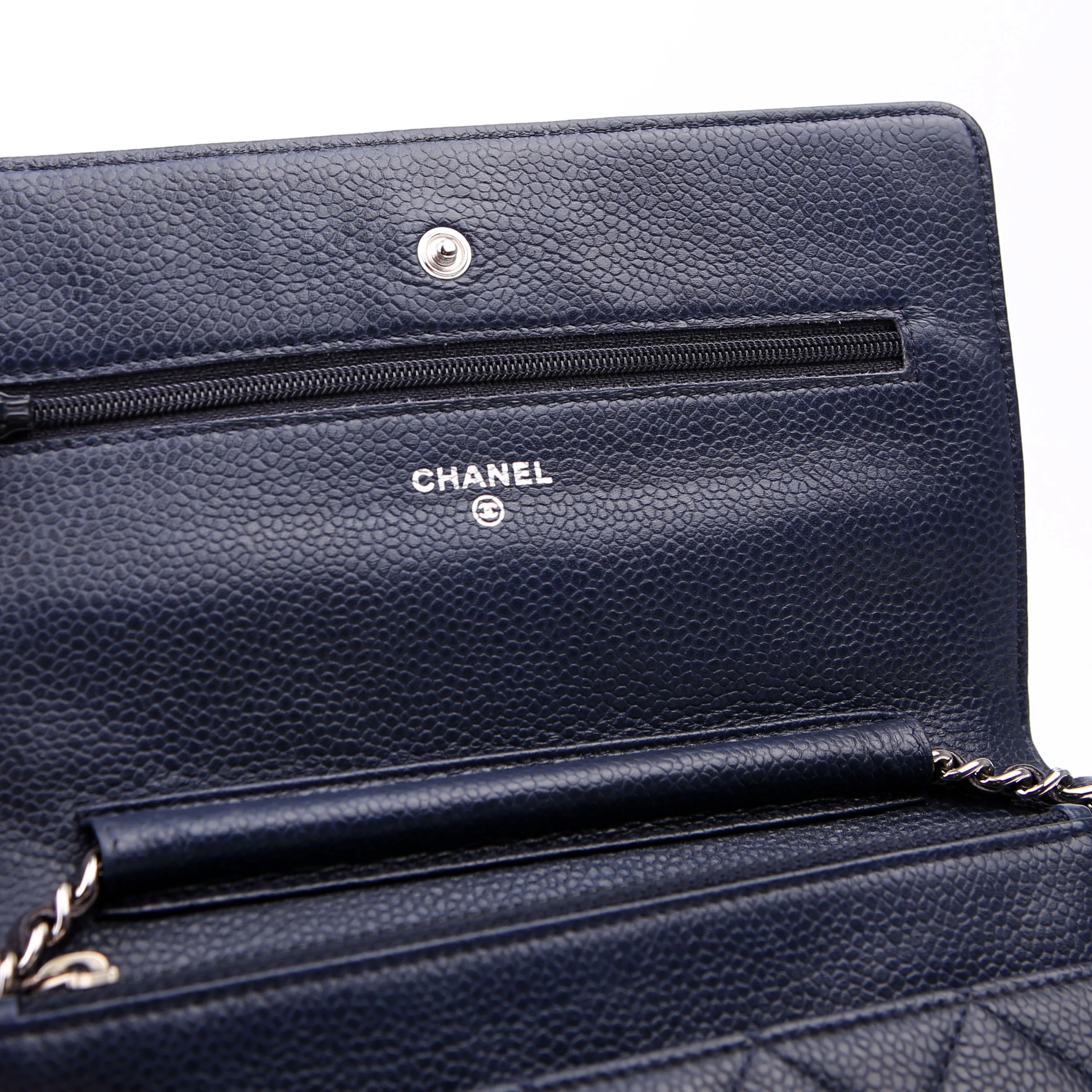 WOC Classic Quilted Caviar Navy - Image 10