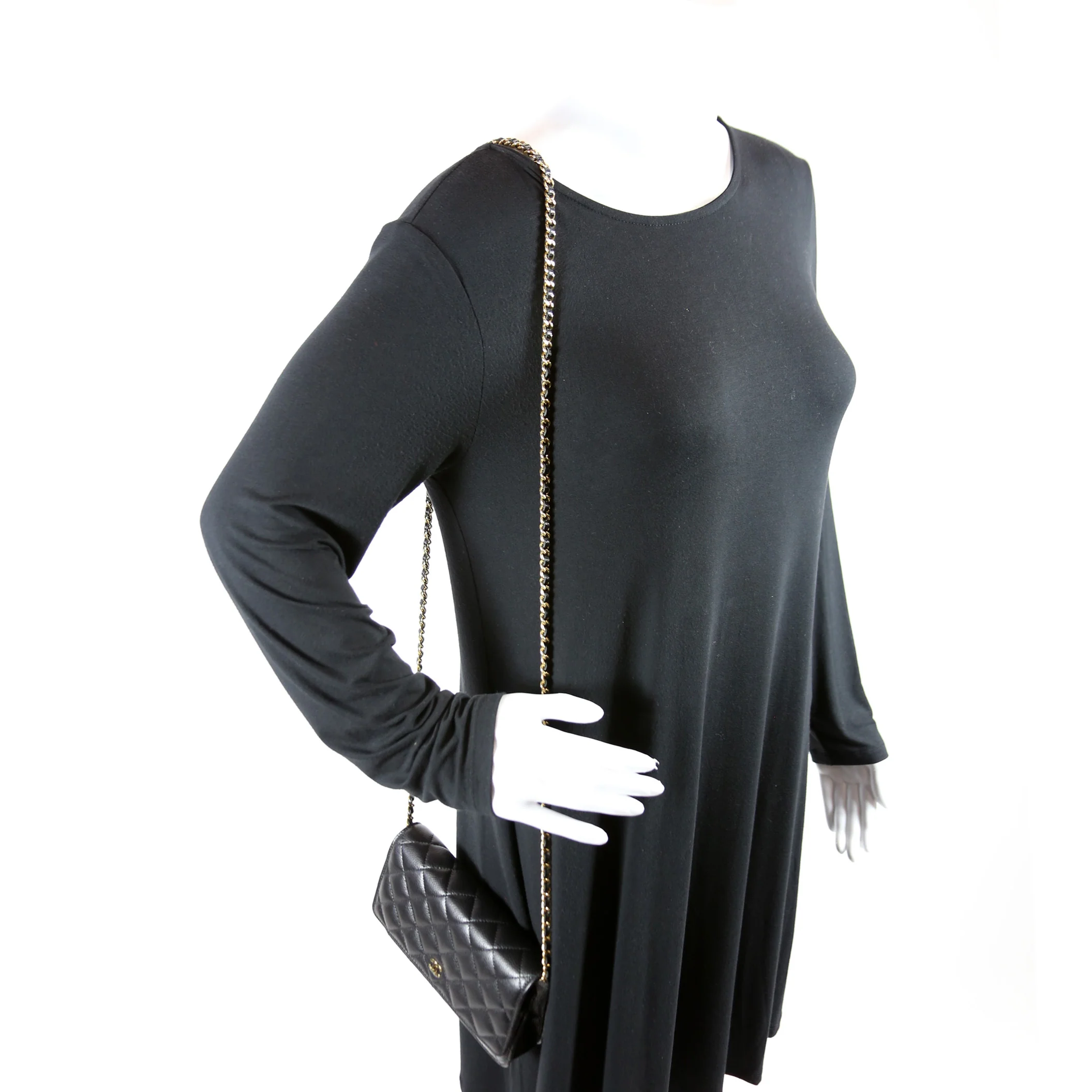 WOC Classic Quilted Caviar RFID - Image 10