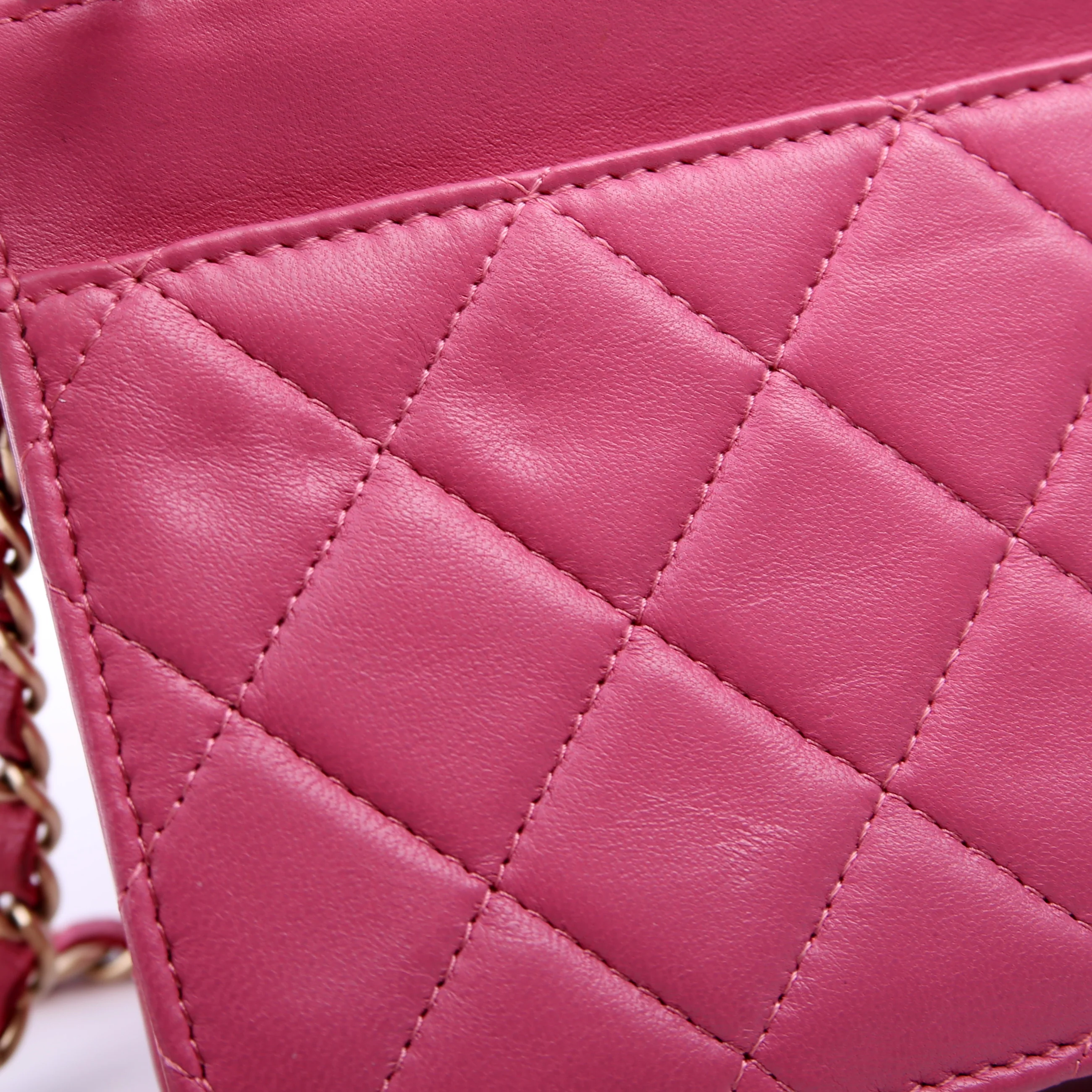 WOC Classic Quilted Lambskin Pink - Image 13