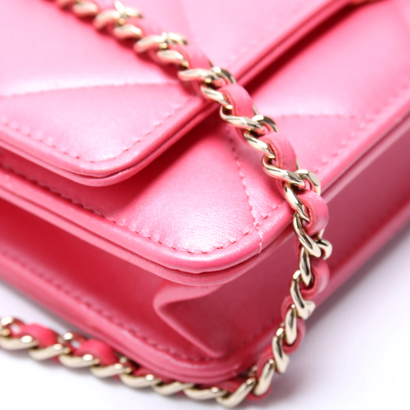 WOC Pearl CC Lambskin Pink - Image 5