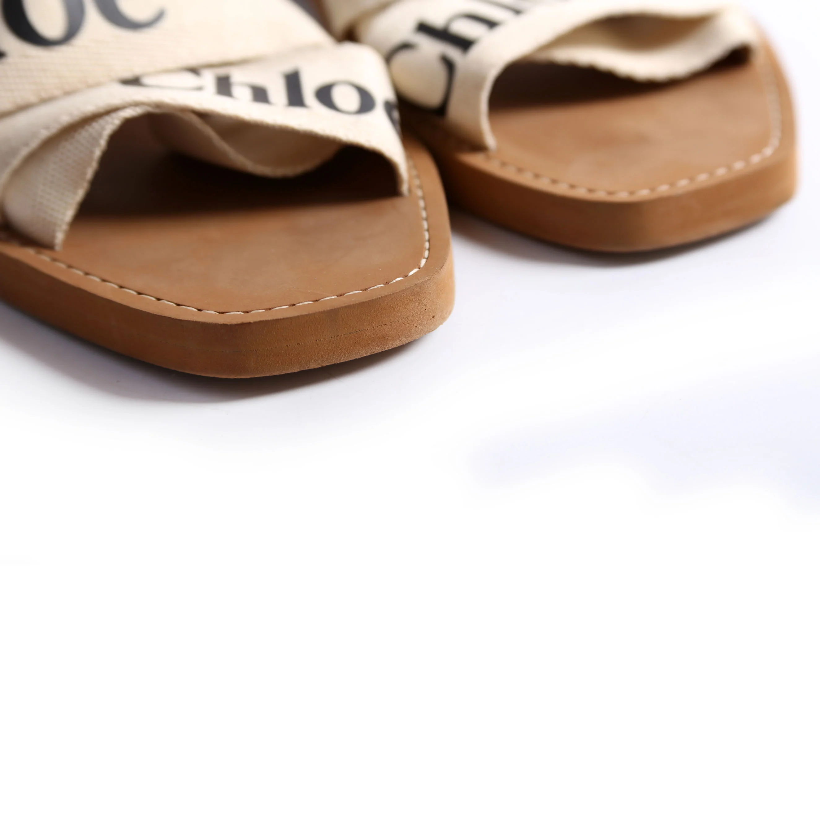 Woody Flat Mules Size 39 - Image 11